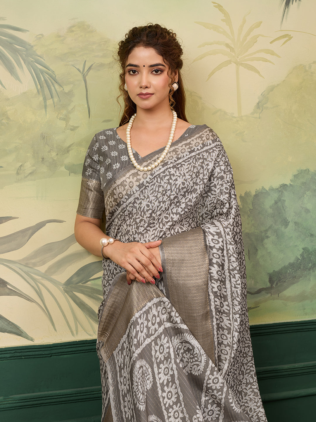Buy New Arrival Cotton Silk Batik Printed With Zari Border Work Saree
