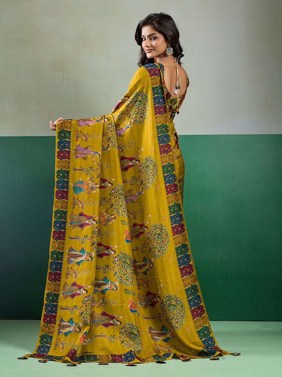 Buy Kalamkari Saree With Mehendi Wear