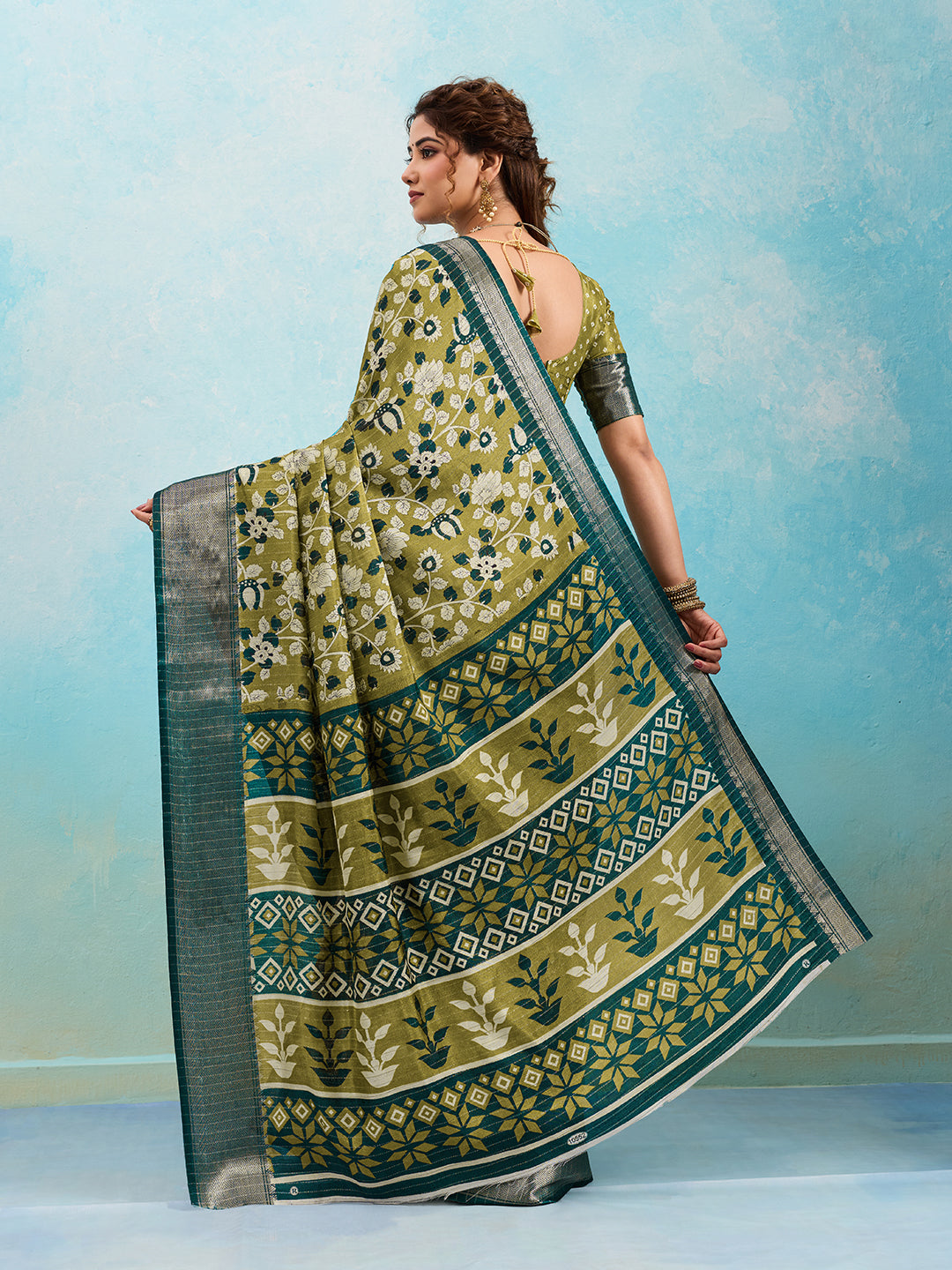 Buy Printed Style With Zari border