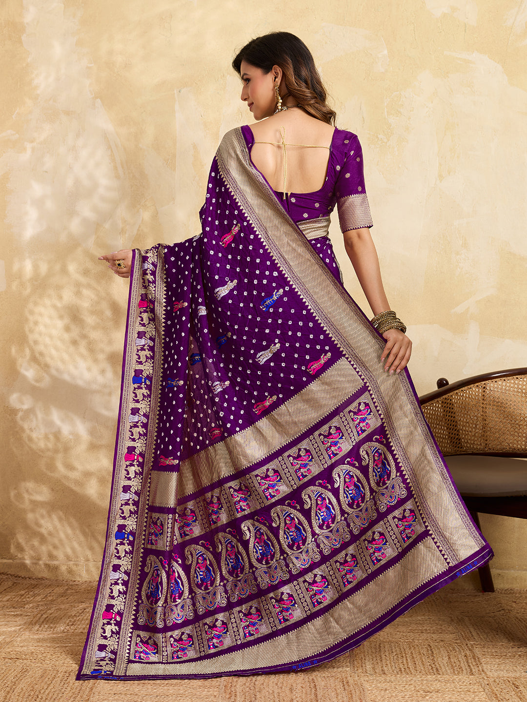 Buy Premium Silk Saree with Beautiful Silver Zari Weaving Kcpc