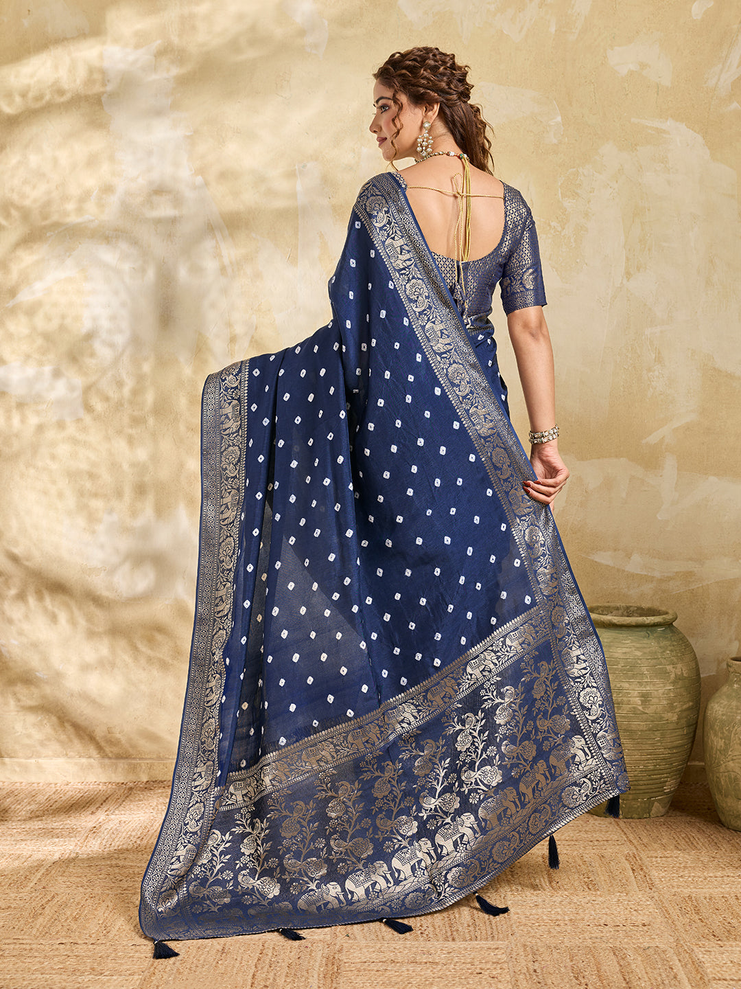 Buy Bandhani Saree With Festive Wear KcPc