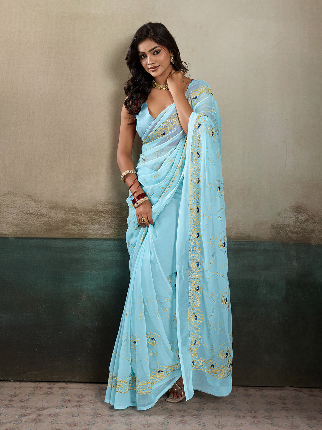 Buy Designer Saree With Handcrafted Aari Tari Work