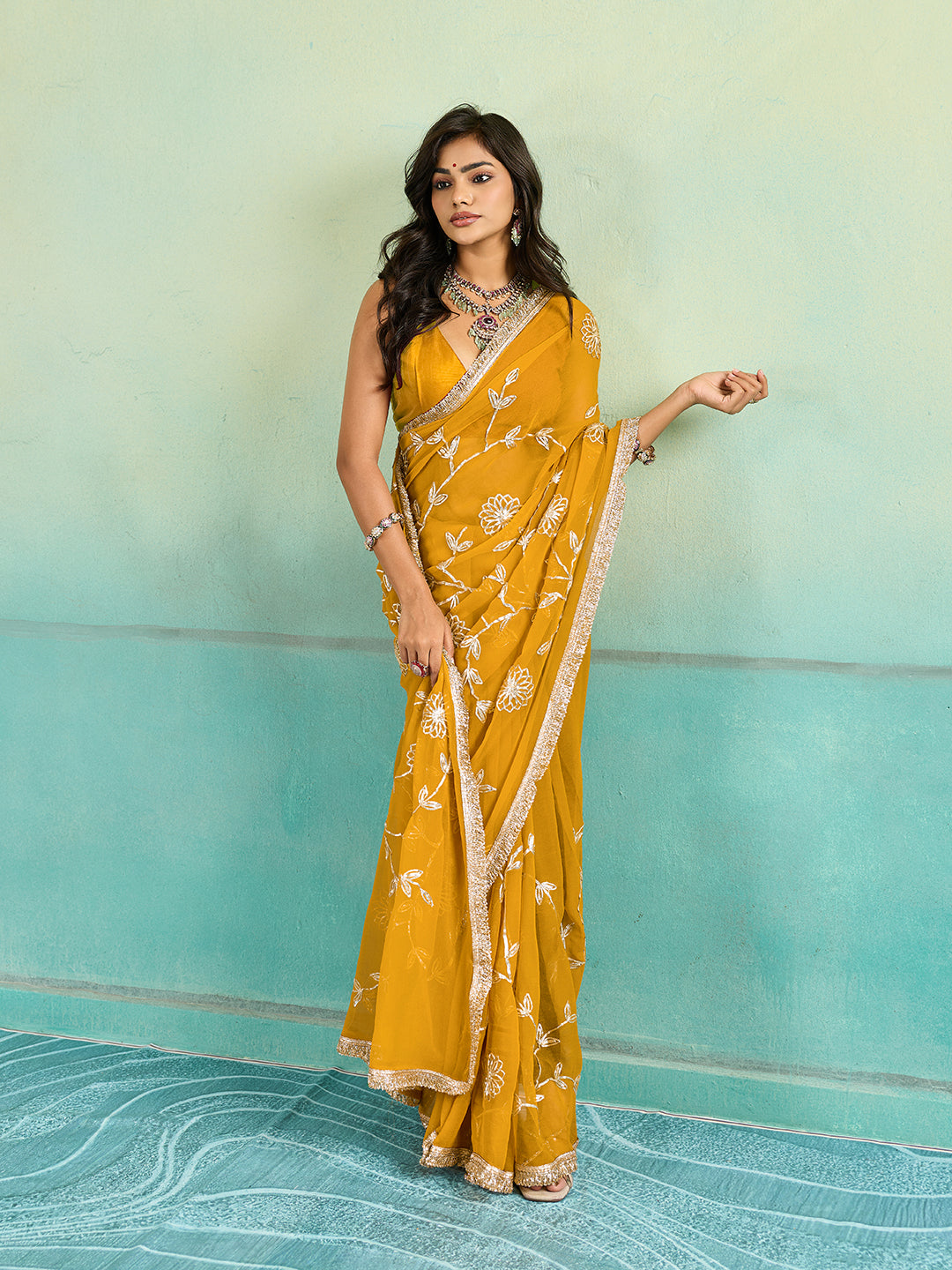 Buy Georgette Traditional Style Saree KcPc