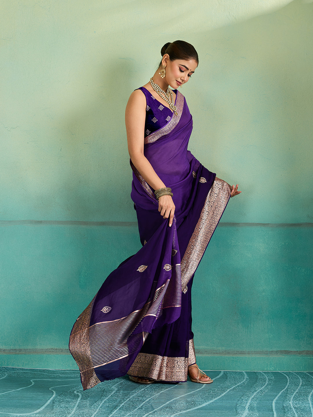 Buy tie dye pattern saree with Gotapatti Mirror Work