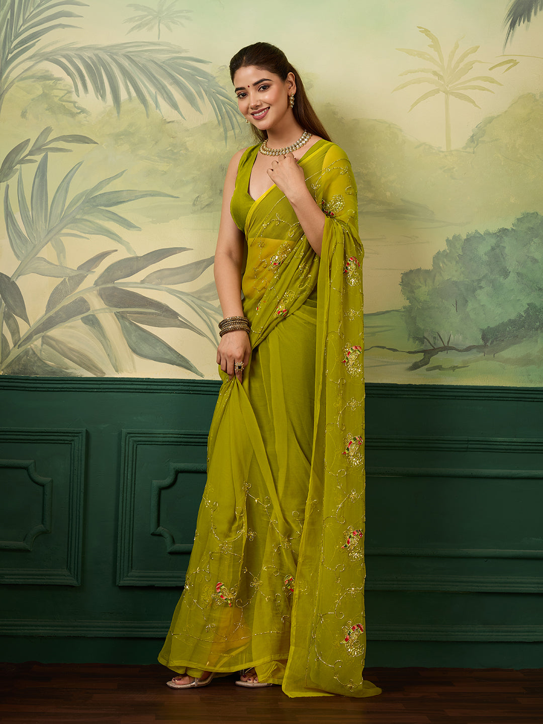 KcPc Designer Chiffon Saree with Traditional Look & Cutdana Work