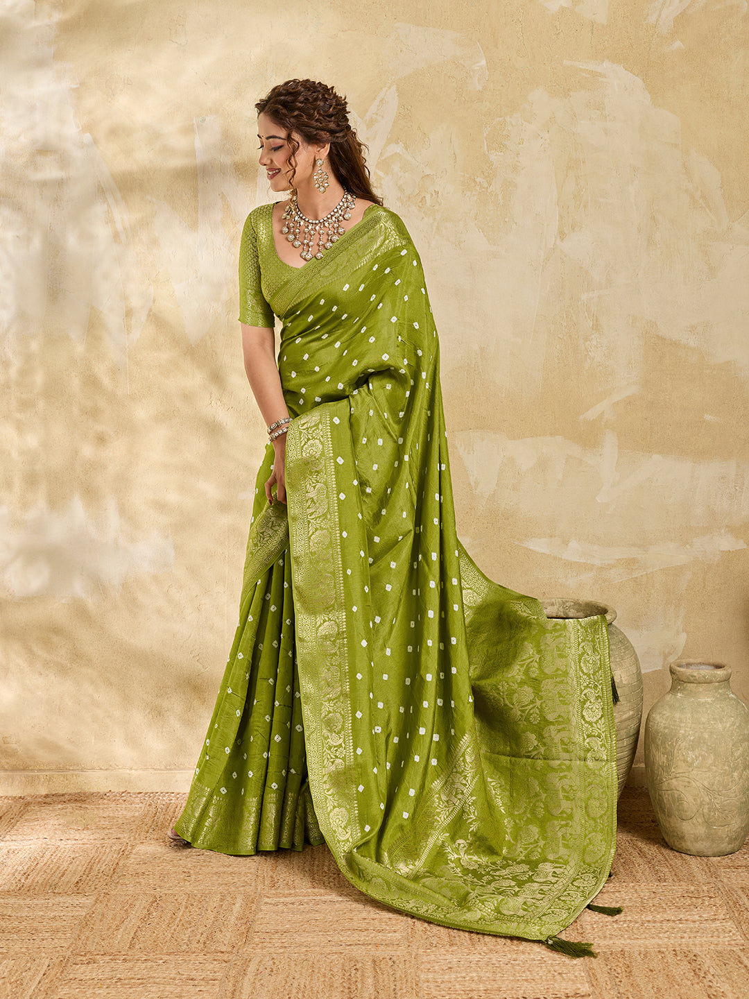 Buy New Elegant Bandhani Saree With Festive Wear KcPc