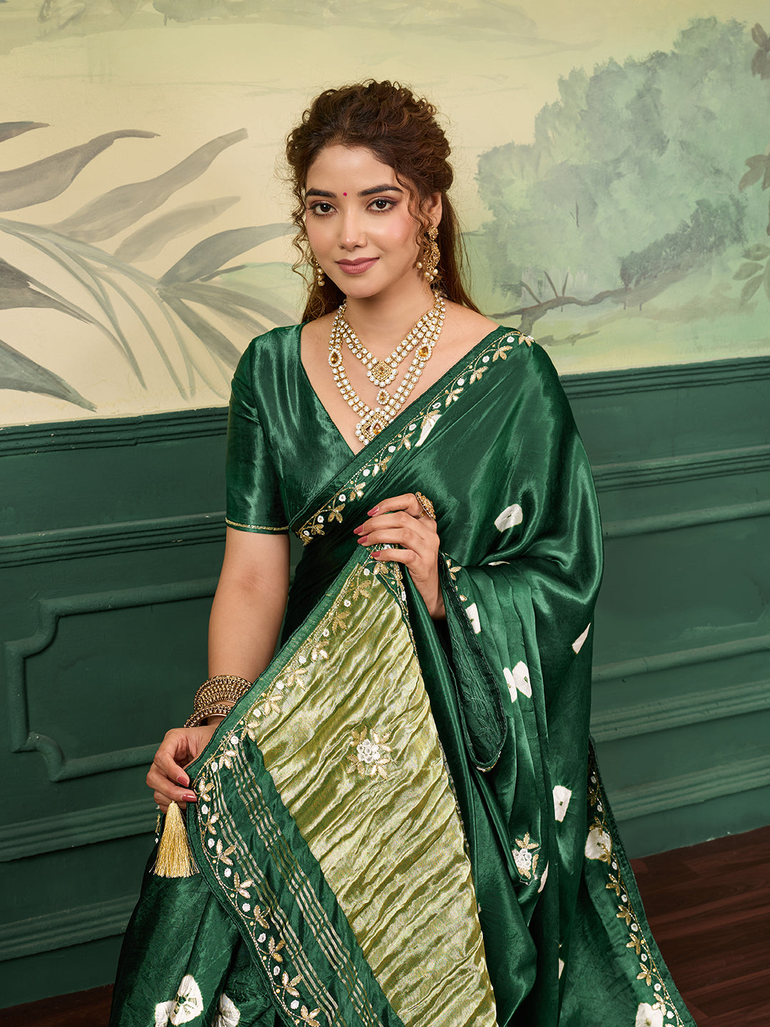 Buy Designer Saree with Handcrafted Cutdana Work KcPc