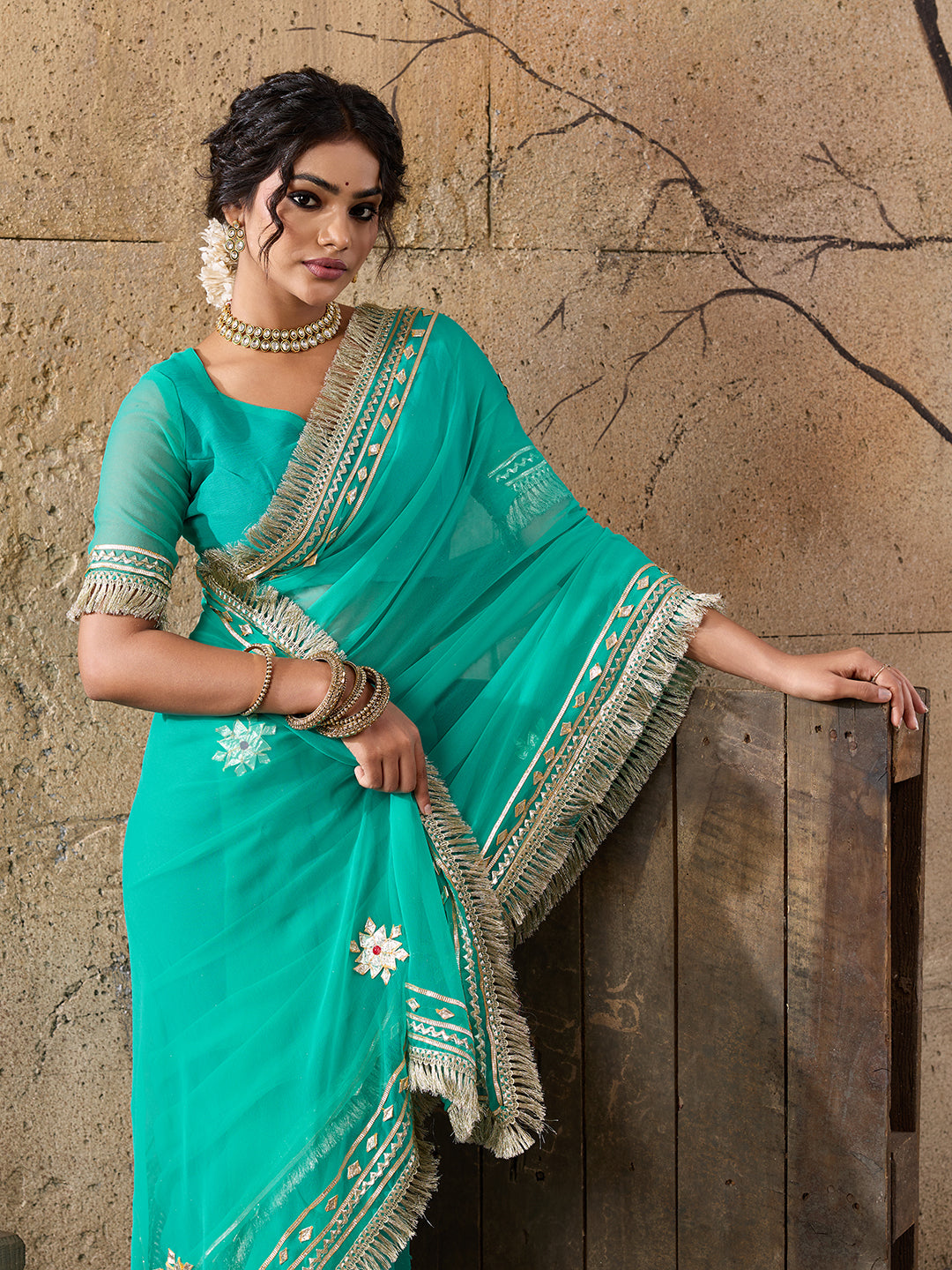 Buy Georgette Kacha Gotapatti Saree kcpc