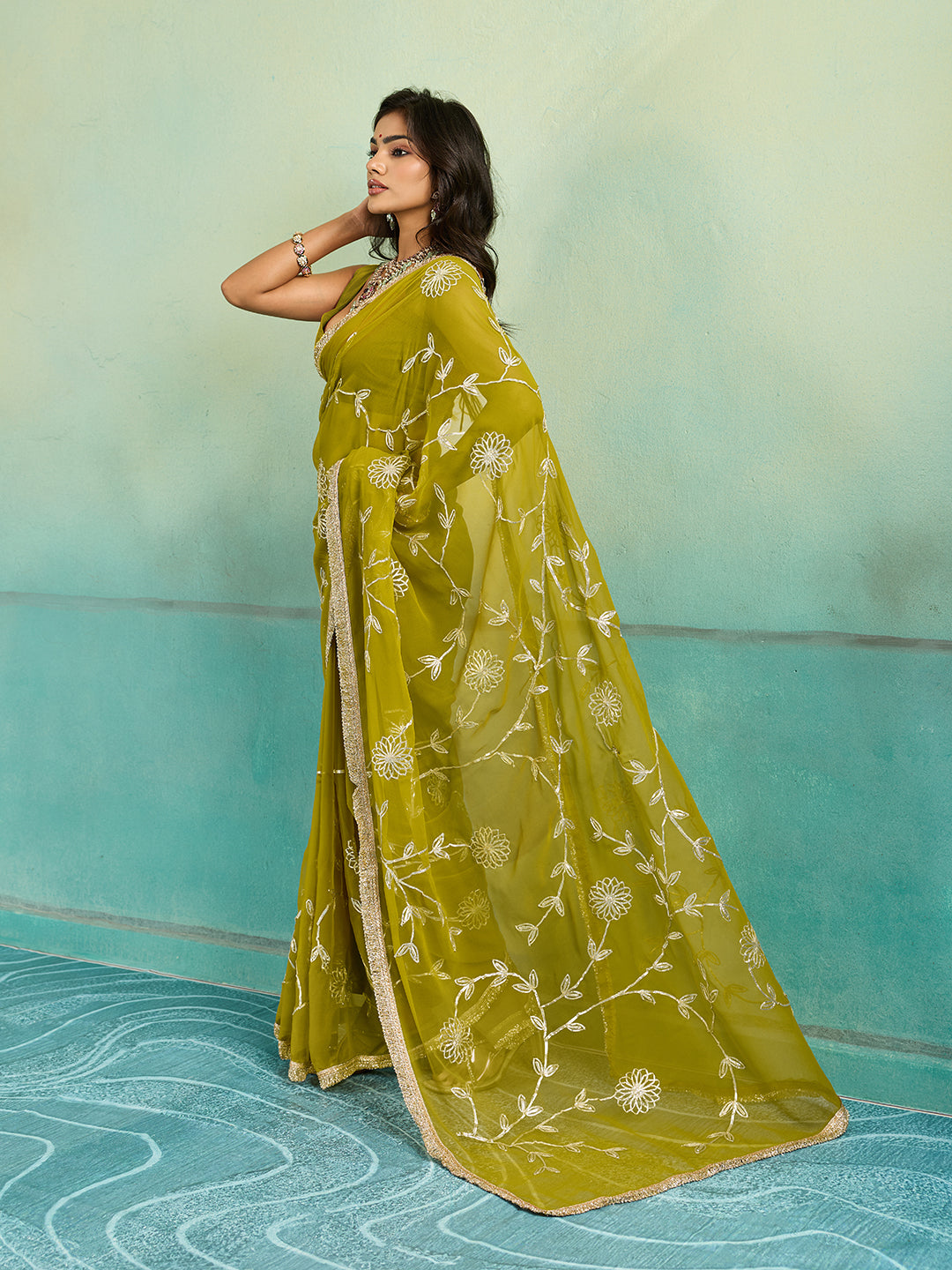 Buy Georgette Traditional Style Saree KcPc