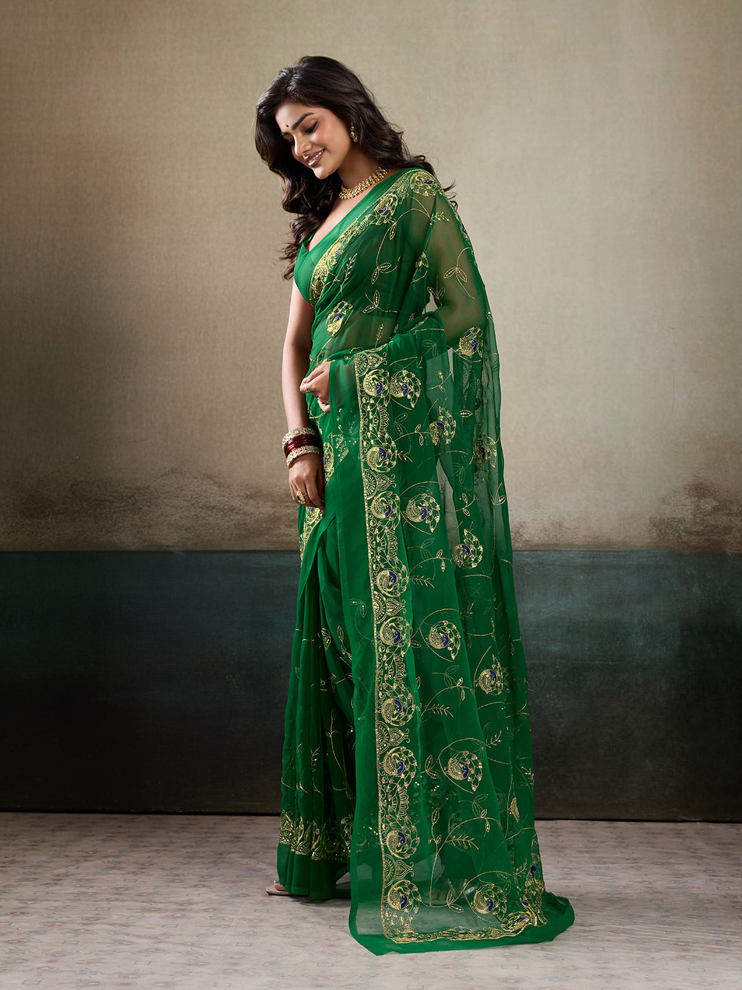Buy Designer Saree With Handcrafted Aari Tari Work