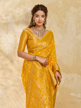 Buy New Elegant Bandhani Saree With Festive Wear KcPc
