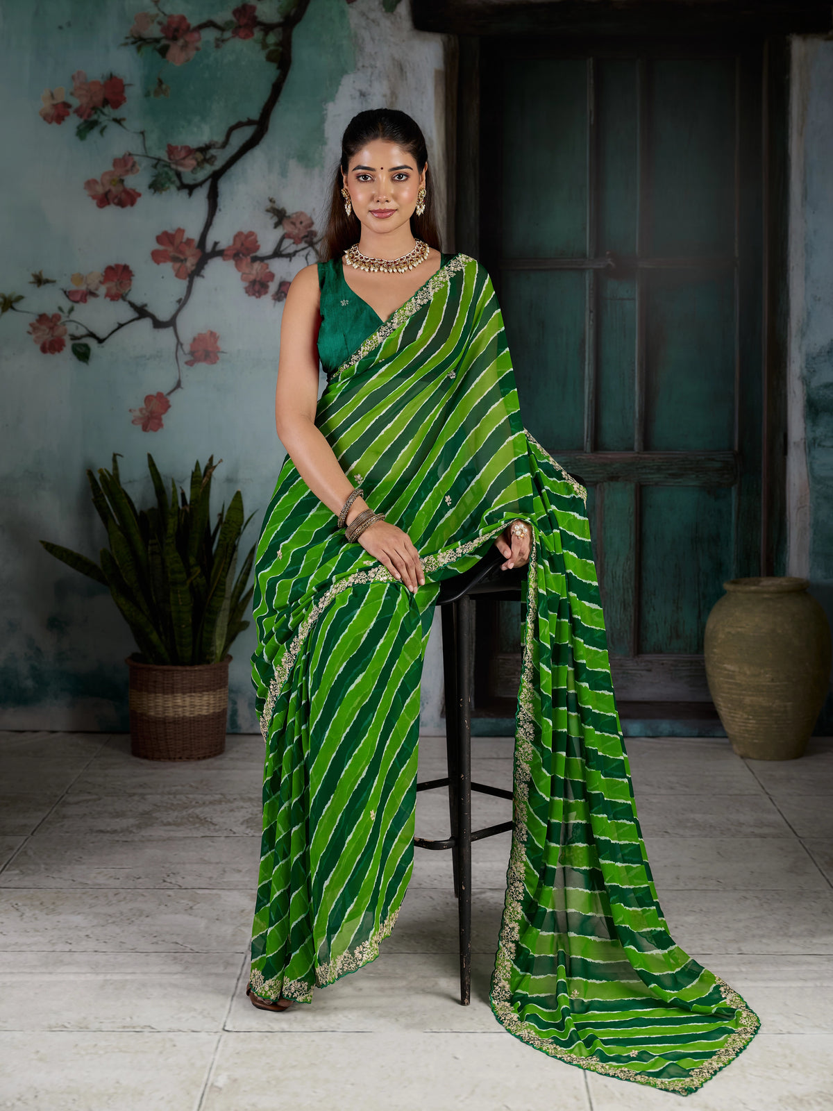 KcPc Beautiful Georgette Leheriya Style Saree with Peturn Work SWA