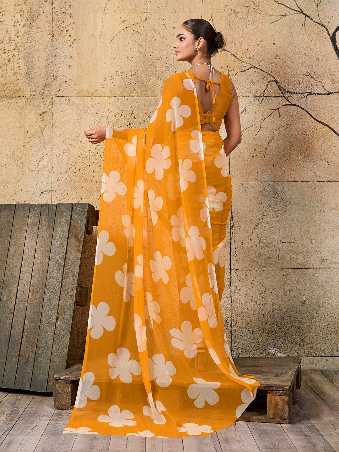 Georgette Flower Printed Style Saree for causal wear under 1000