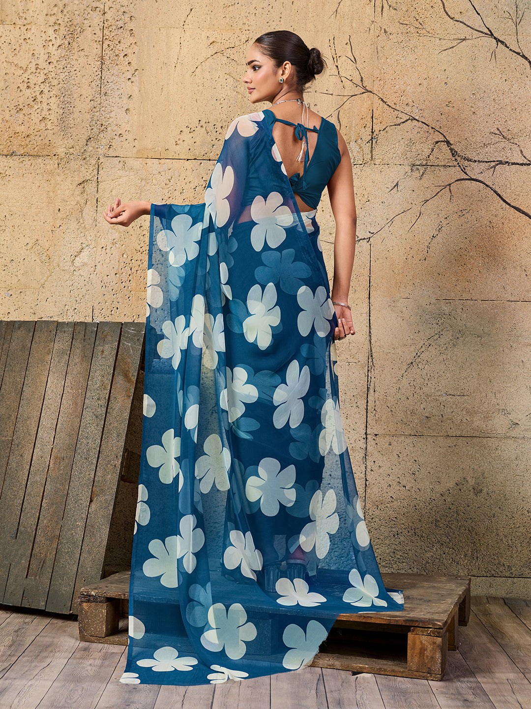 Printed Style saree for casual wear under 1000