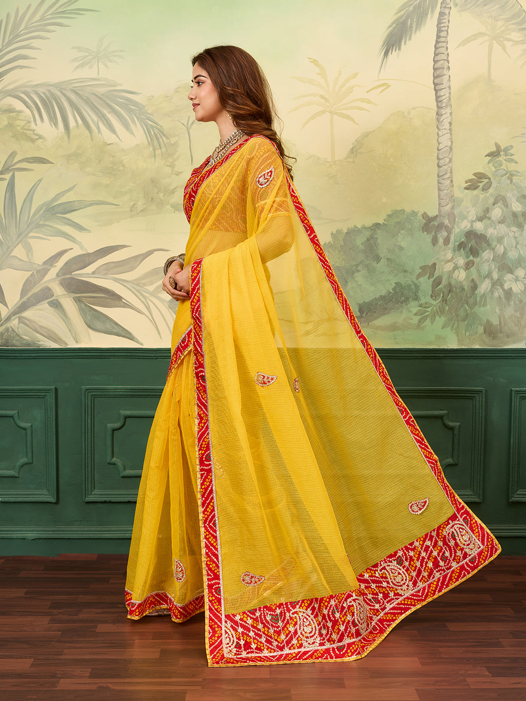 bandhani saree for casual wear