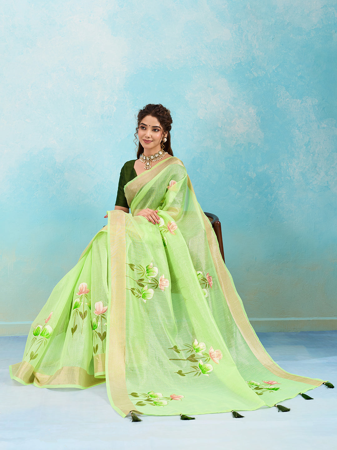 Buy Printed Saree Wih Casual Wear