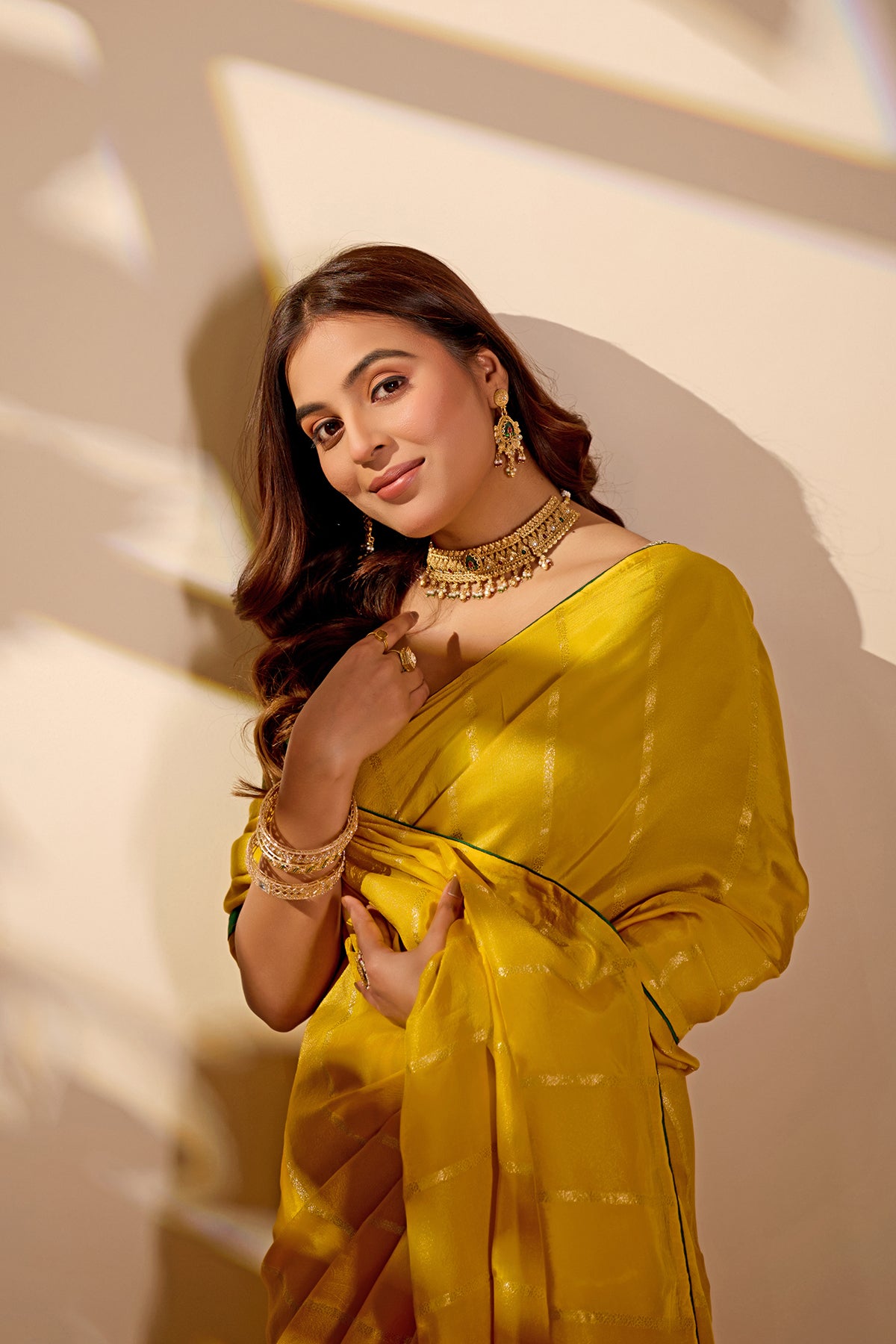 Buy Elegant Banarasi Saree with Blouse Kcpc image