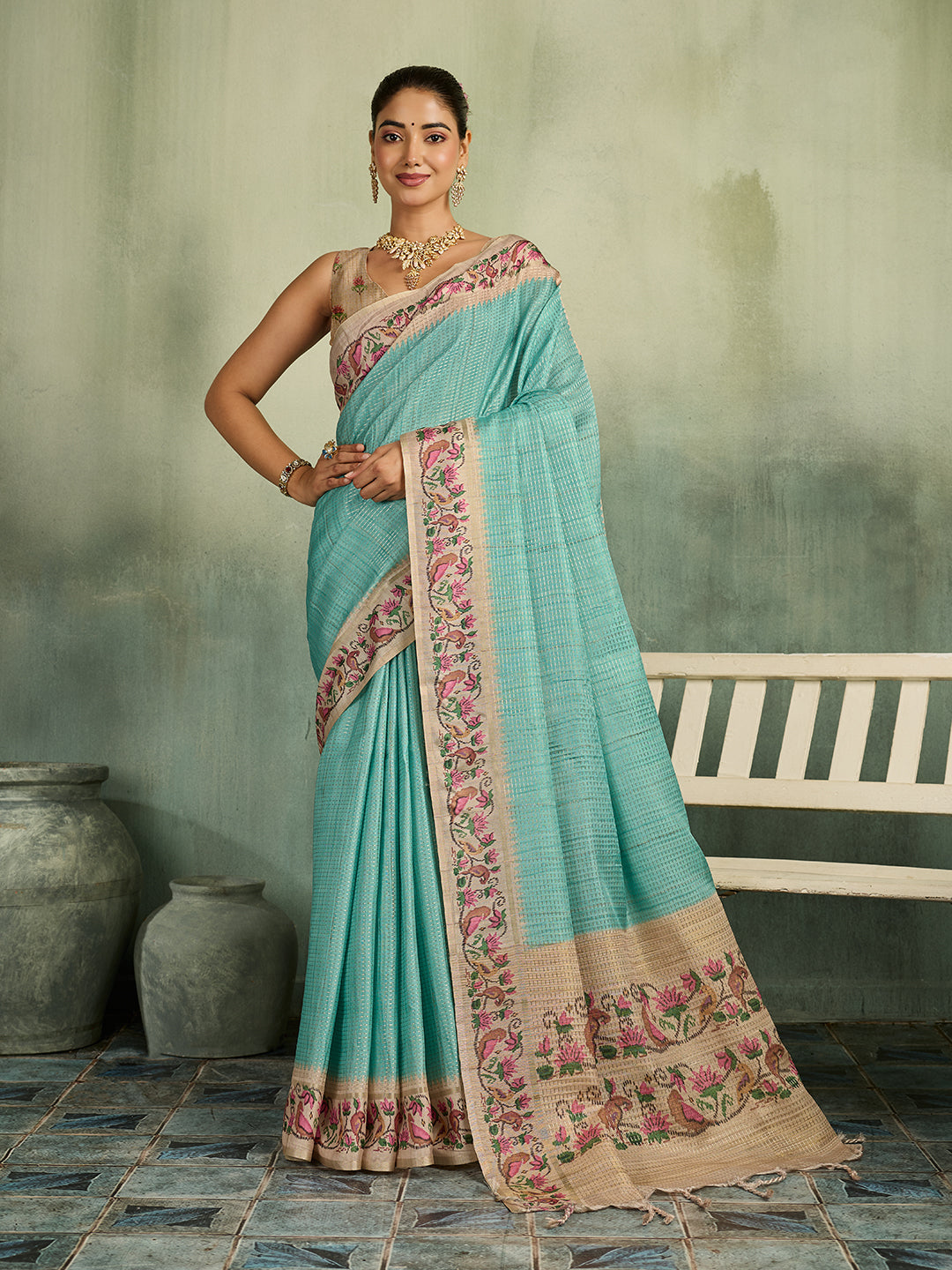 KcPc Premium Printed Saree with Beautiful Zari Weaving Detailing VJT
