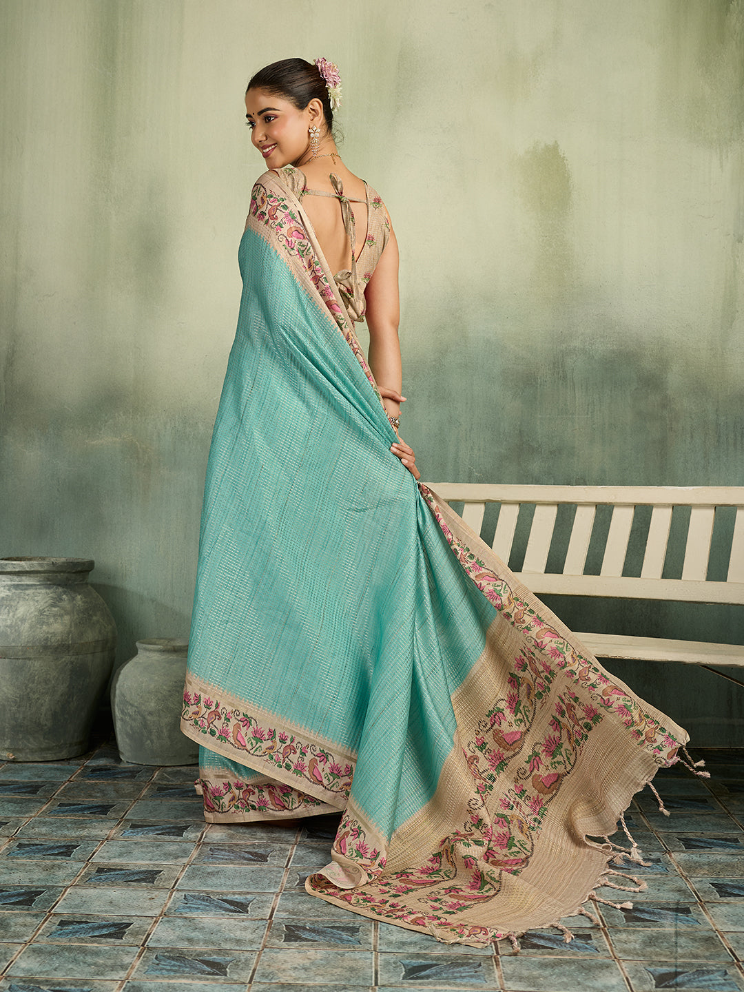 KcPc Premium Printed Saree with Beautiful Zari Weaving Detailing VJT