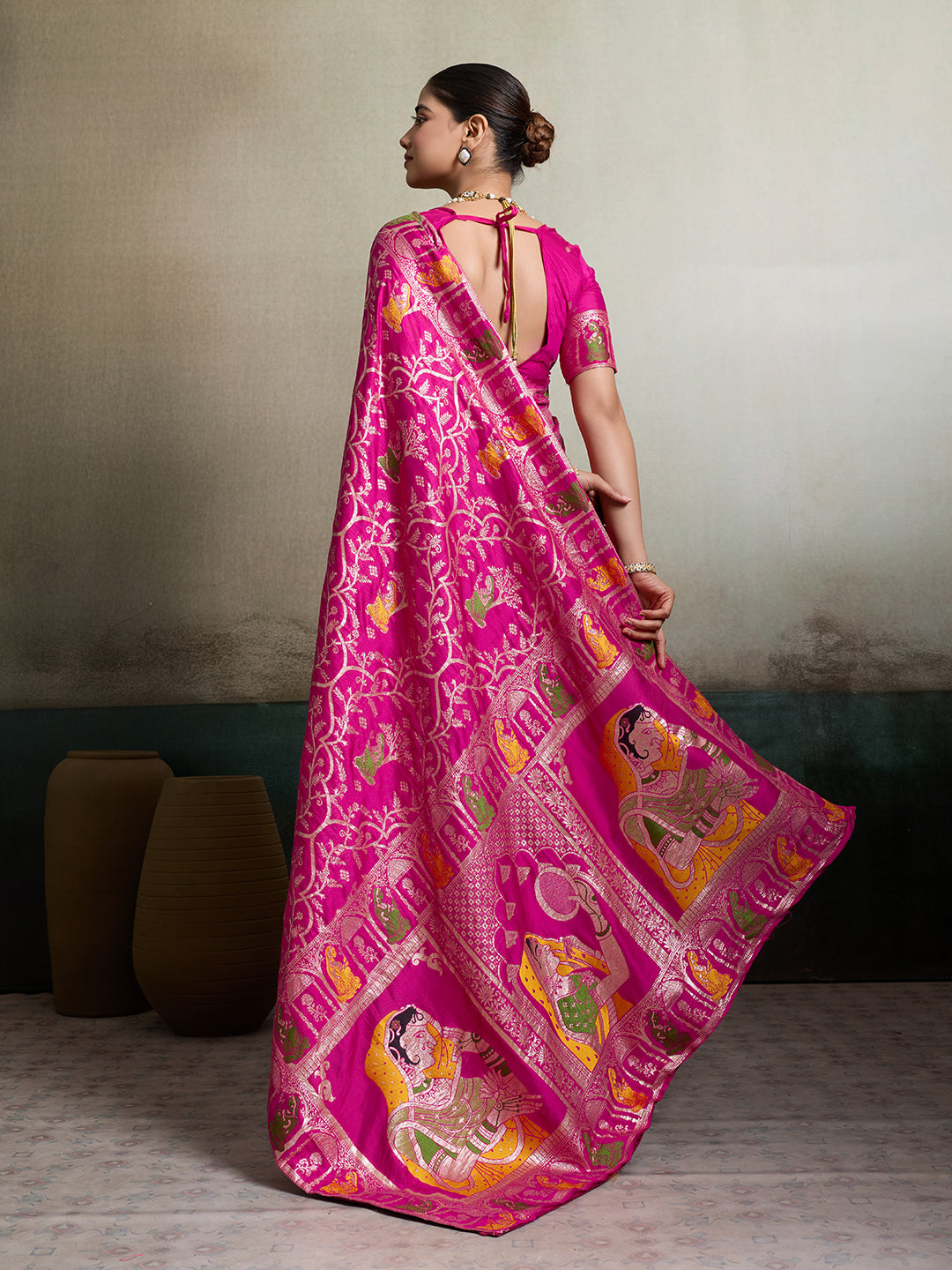 Karwa Chouth special saree under 1000