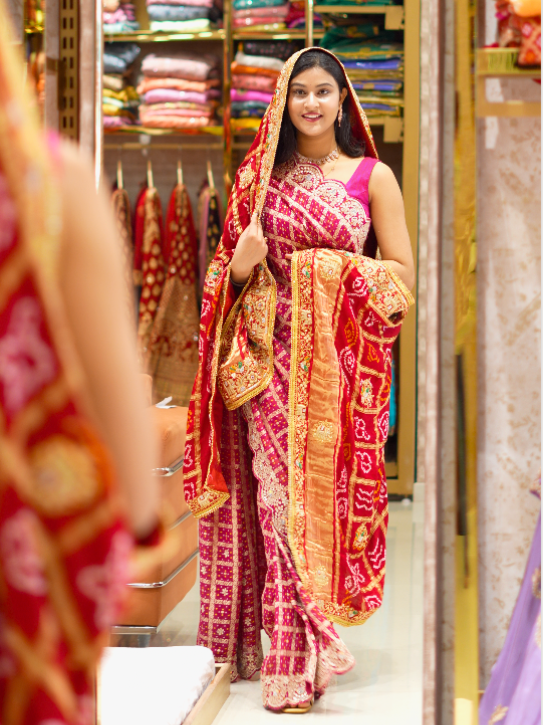 KcPc Ethnic Trending Pure Gaji Silk Bandhani Ghatchola Chunri Pila Odhna in Aara Tari Handwork Chunri (Red)