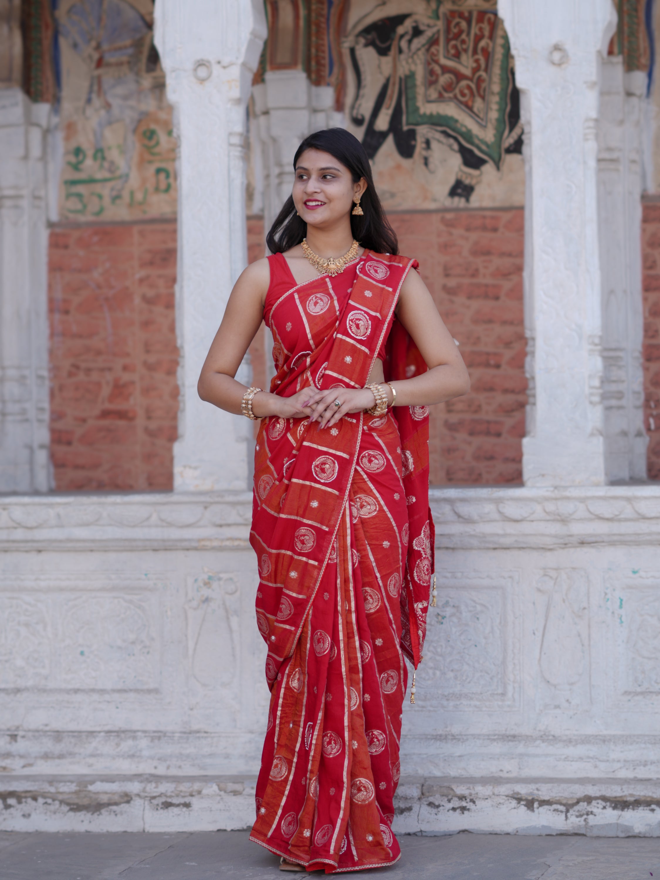 Buy Traditional Banarasi Style Saree With Elegant White Cutdana Work Kcpc image 5