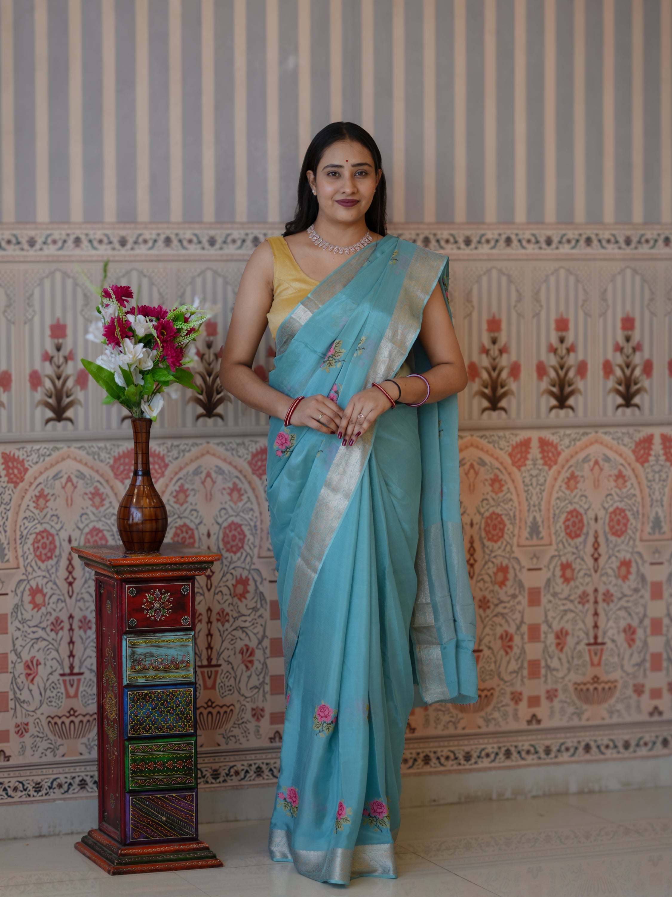 Buy Elegant Banarasi Style Saree Kcpc
