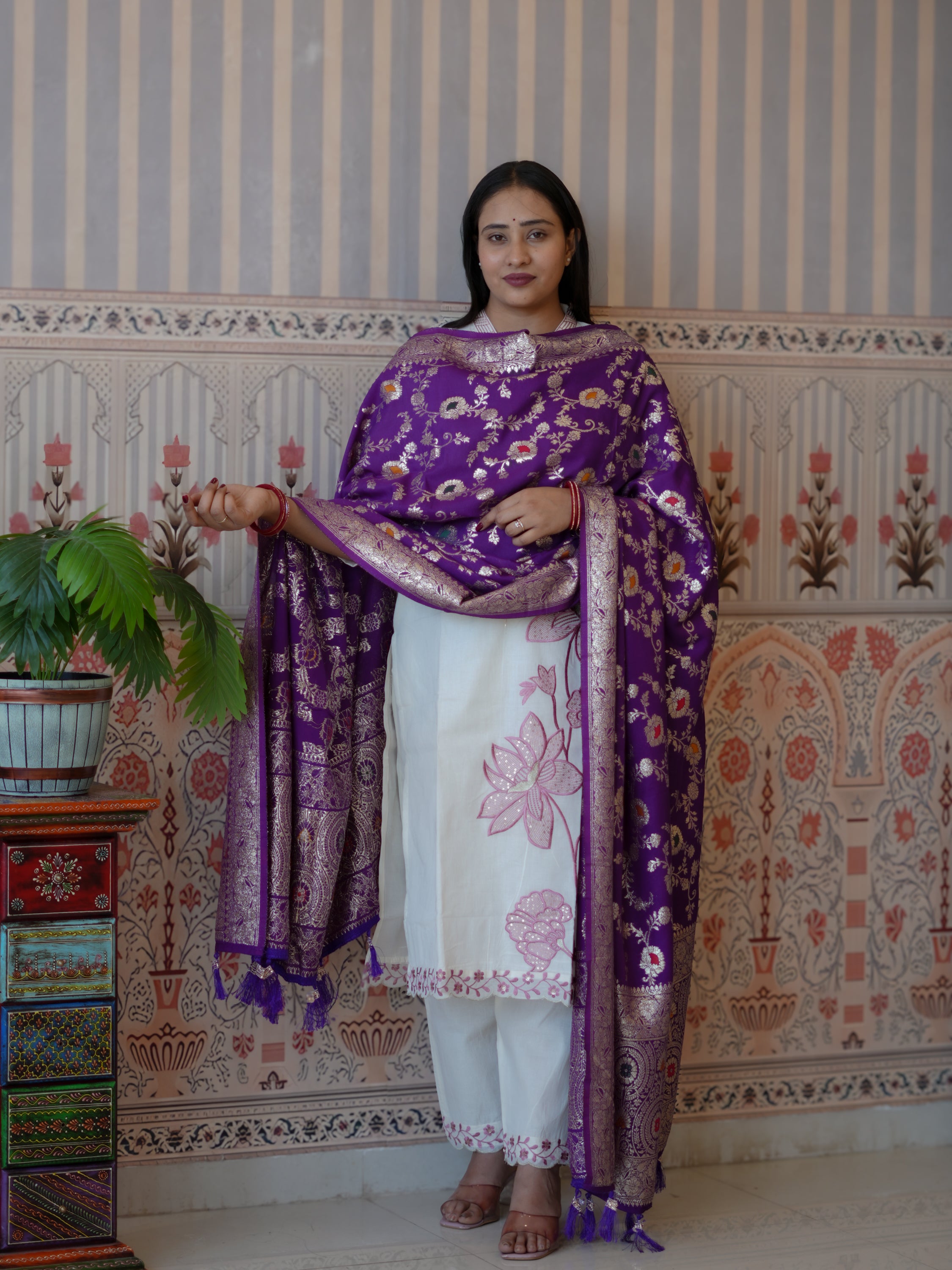Buy Traditional Banarasi Style Dola Silk Dupatta Kcpc