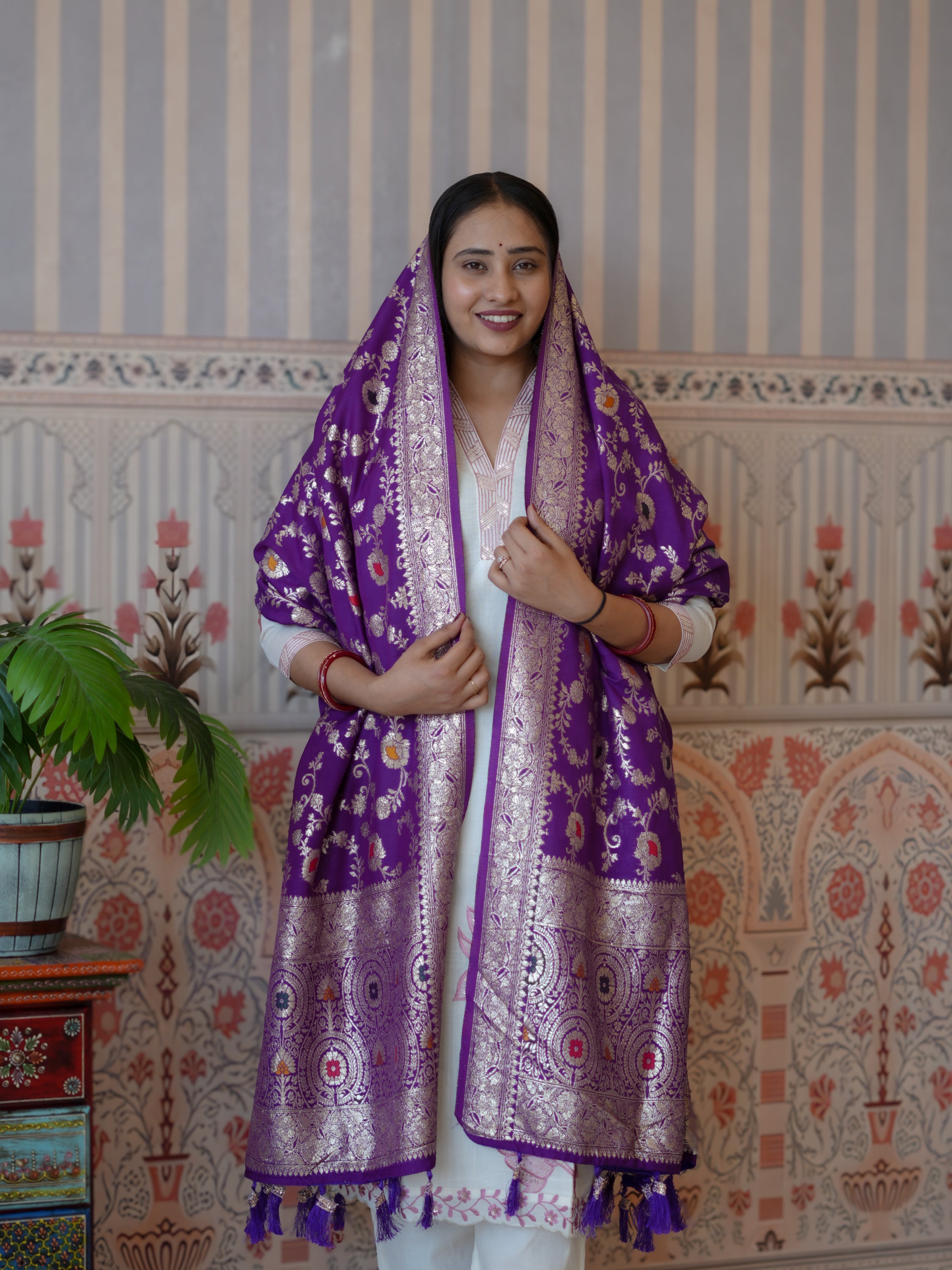 Buy Traditional Banarasi Style Dola Silk Dupatta Kcpc