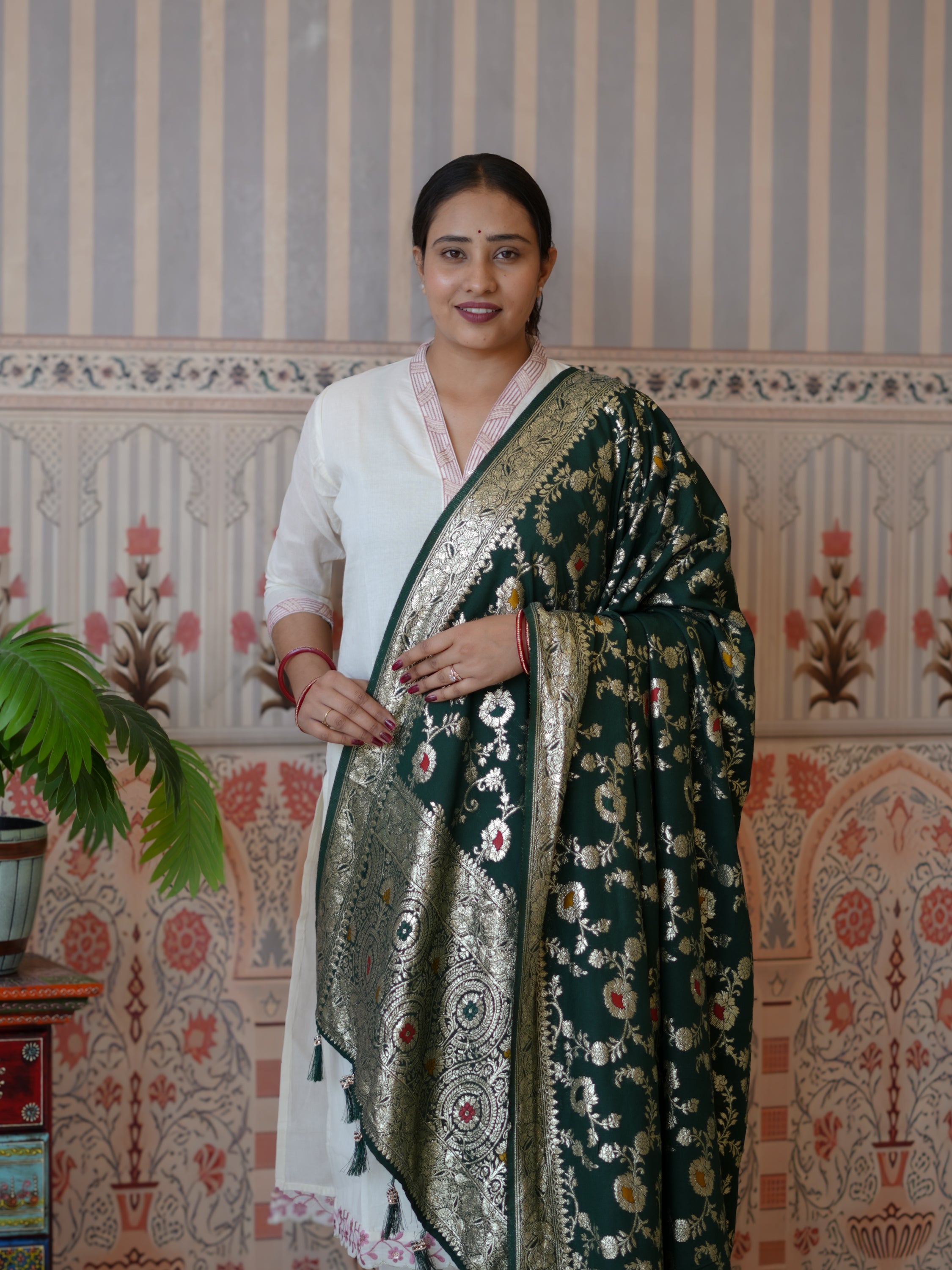 Buy Traditional Banarasi Style Dola Silk Dupatta Kcpc