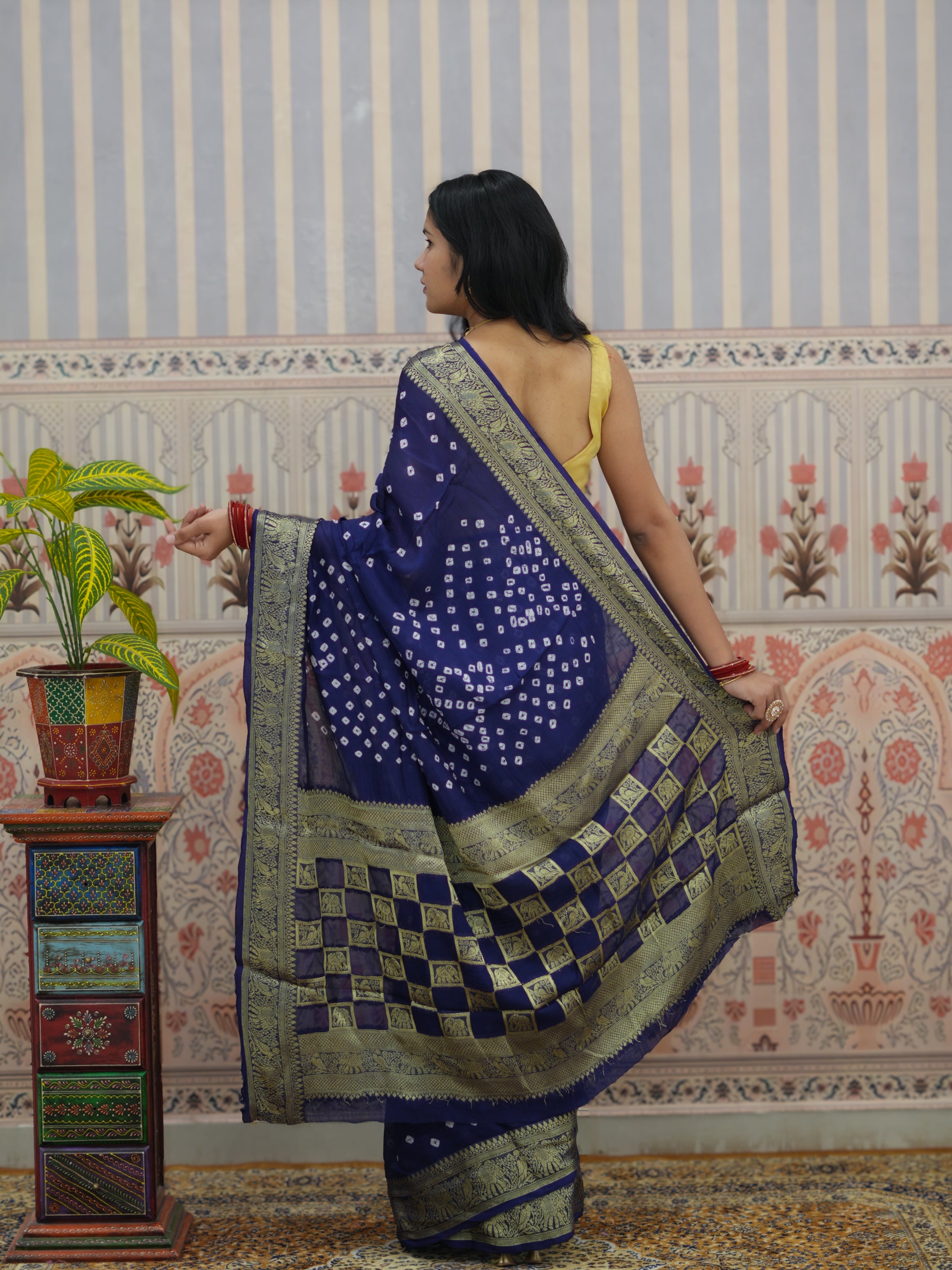Buy Bandhani Saree With Zari Weaving Border Kcpc