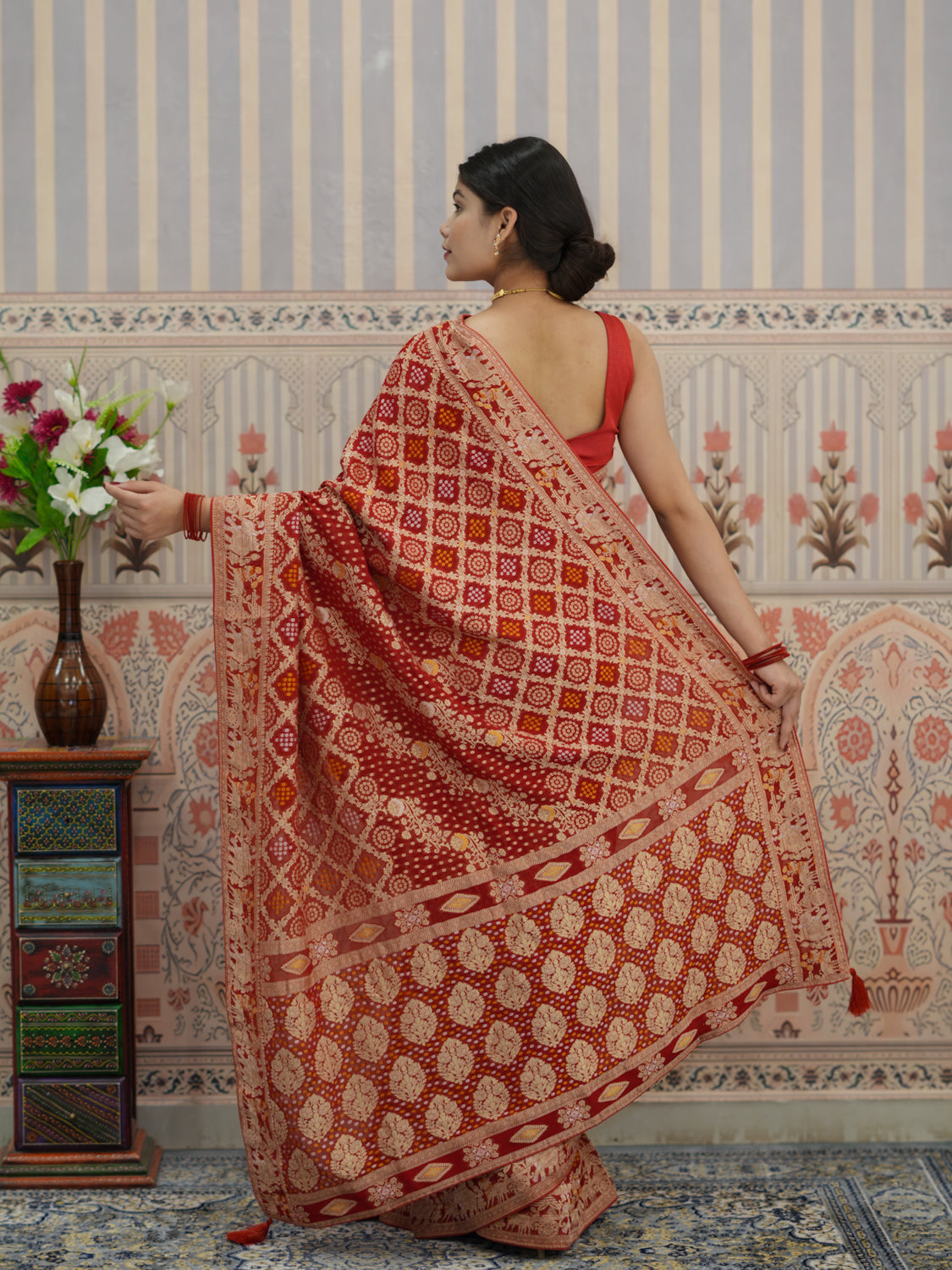 Buy New Traditional Banarasi Pattern Saree With Festive Wear KcPc