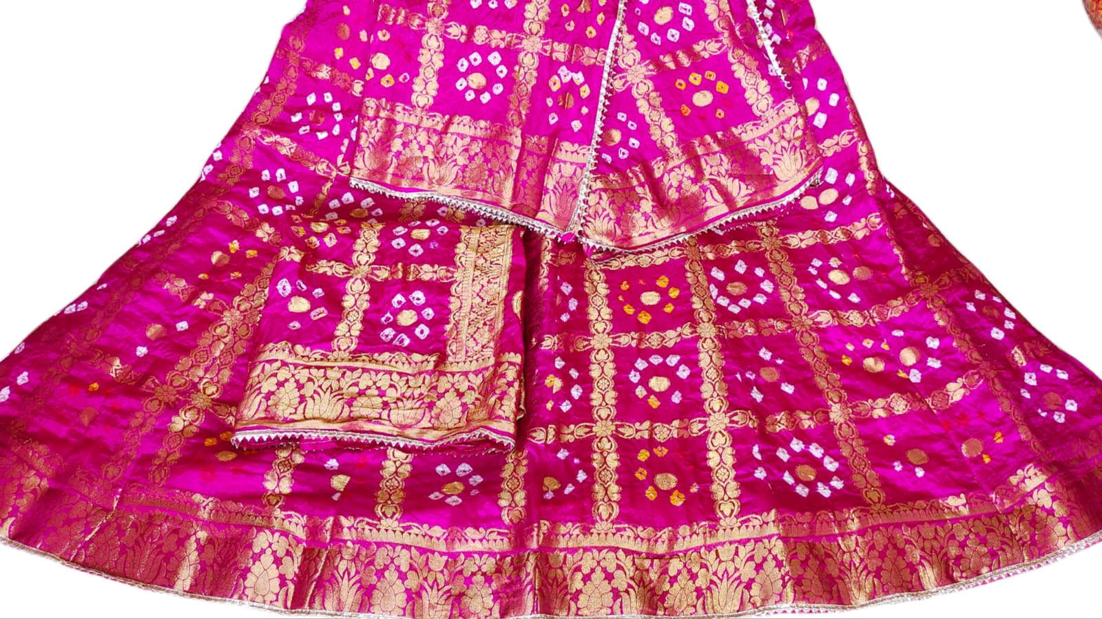 Rajasthani Bandhej Ghatchola Zari Work Lehenga Kml Or Red Lehenga