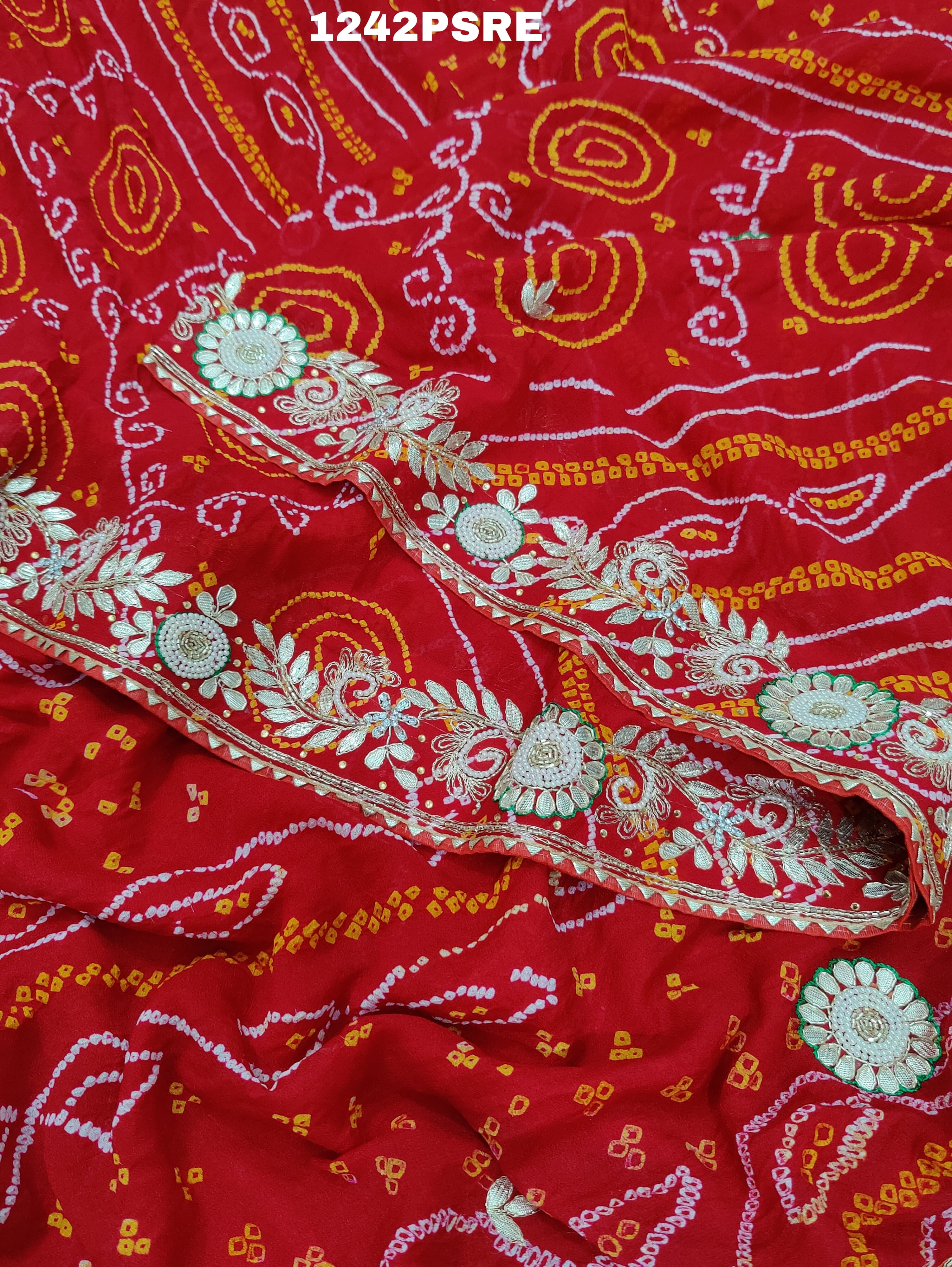 Pure Ojariya saree's elegant Marwadi Chunri design