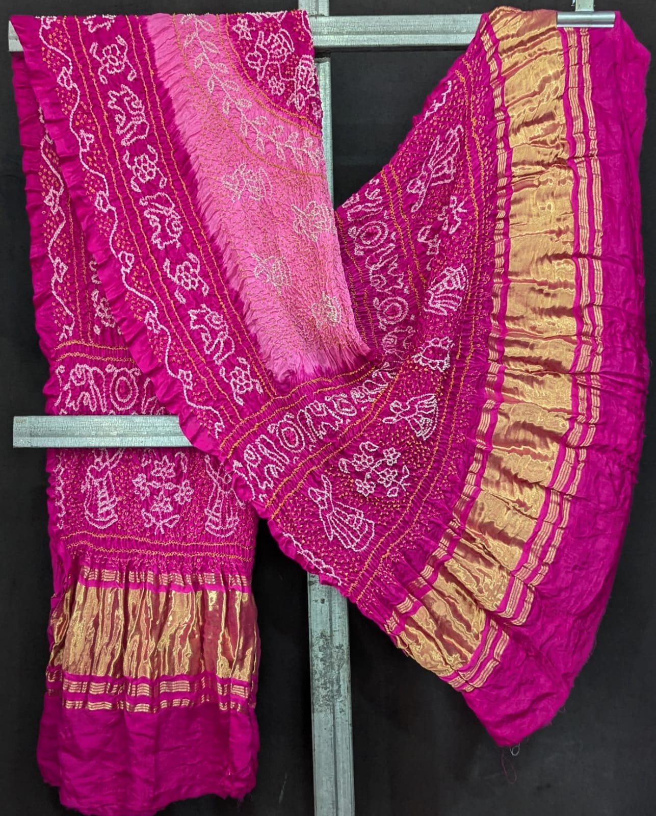 KcPc New Beautiful Pure Gaji Silk Bandhani Dupatta