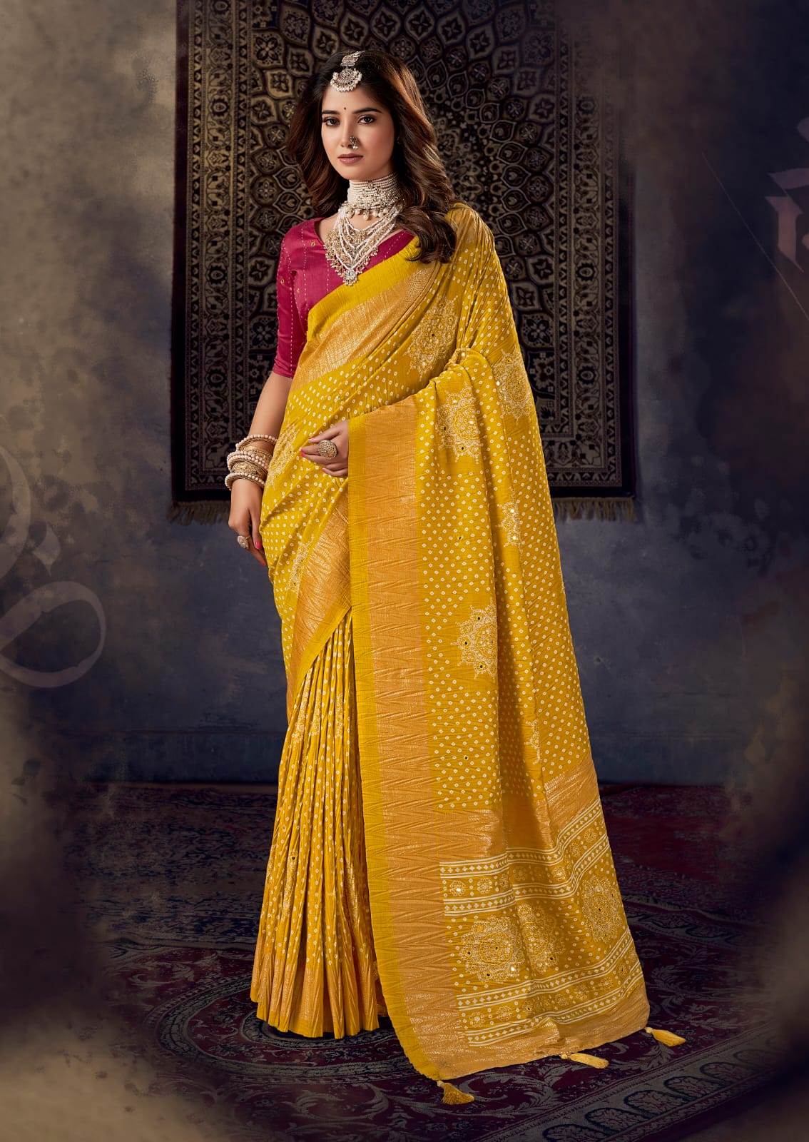 Kcpc New Beautiful Cotton Silk Plastic Mirror Work Saree