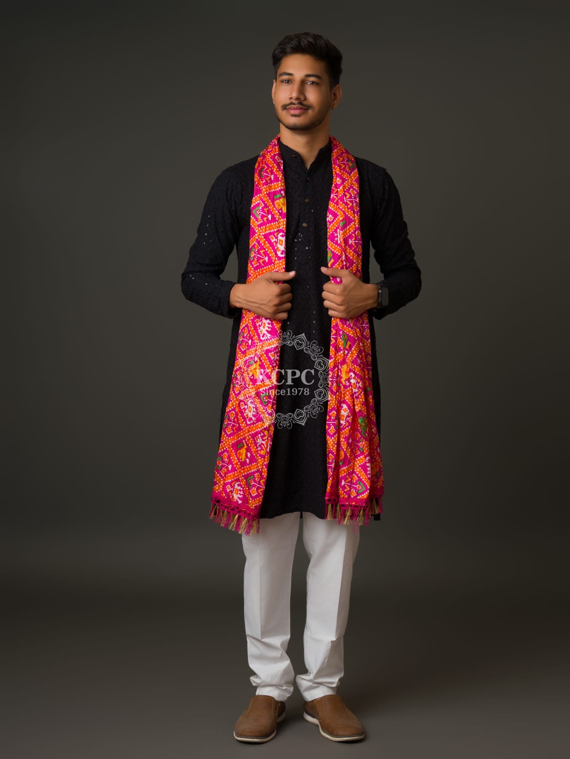 KcPc New Chinon Patola Printe Gent's DupattaRAY