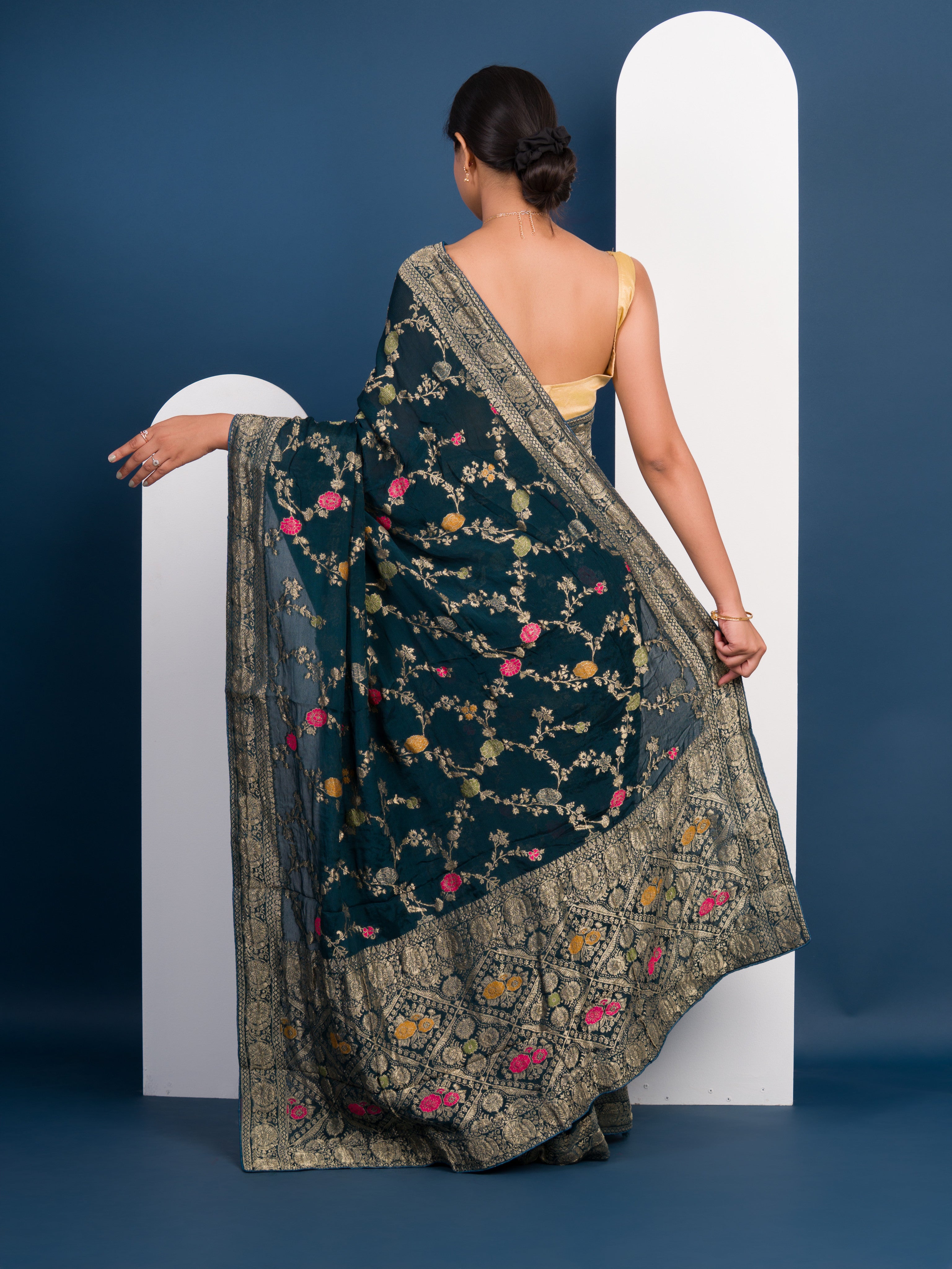Pure kaddi handloom chiffon saree in green flower print design
