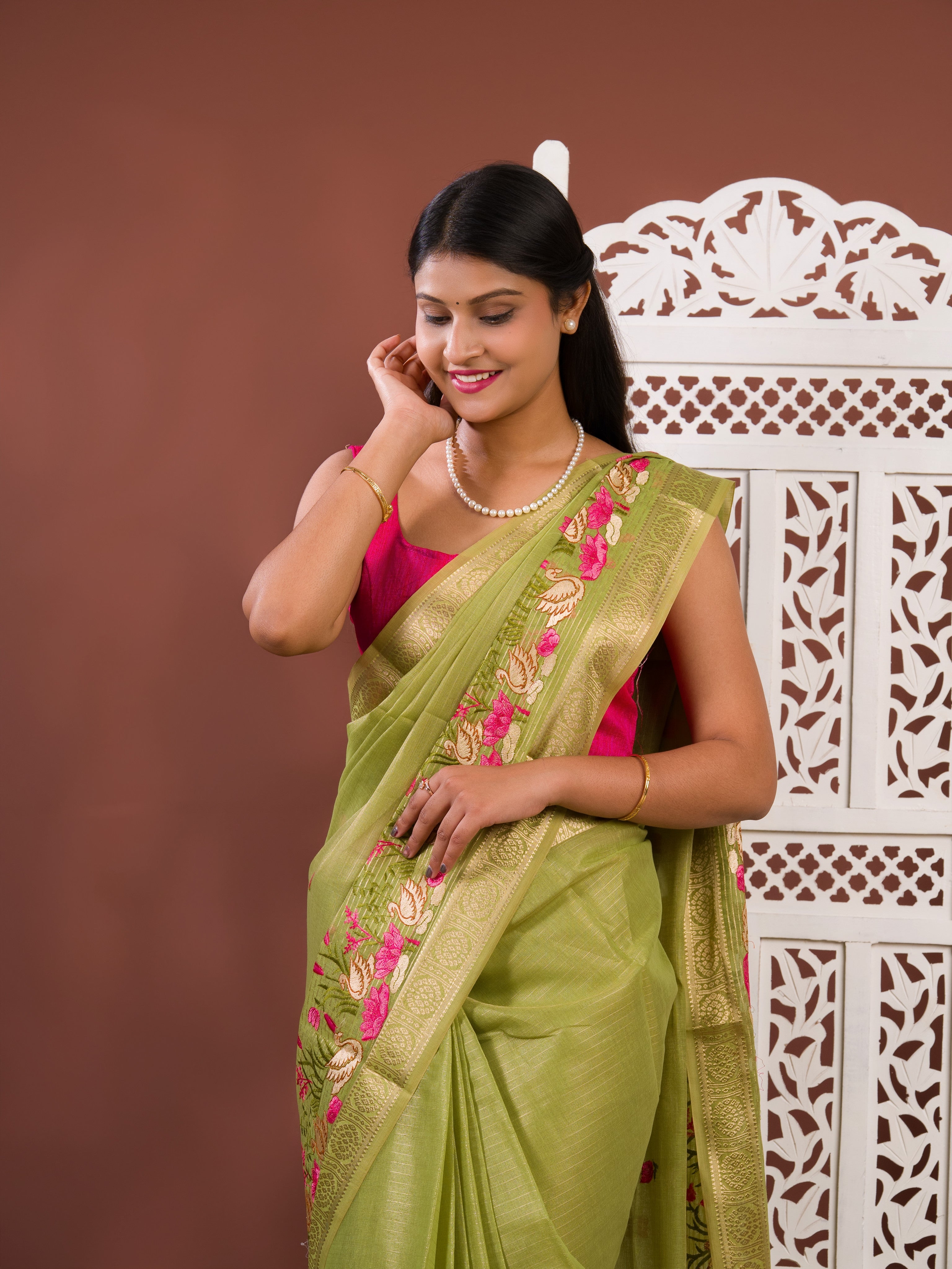By Mahajani Saree WithFestive Wear