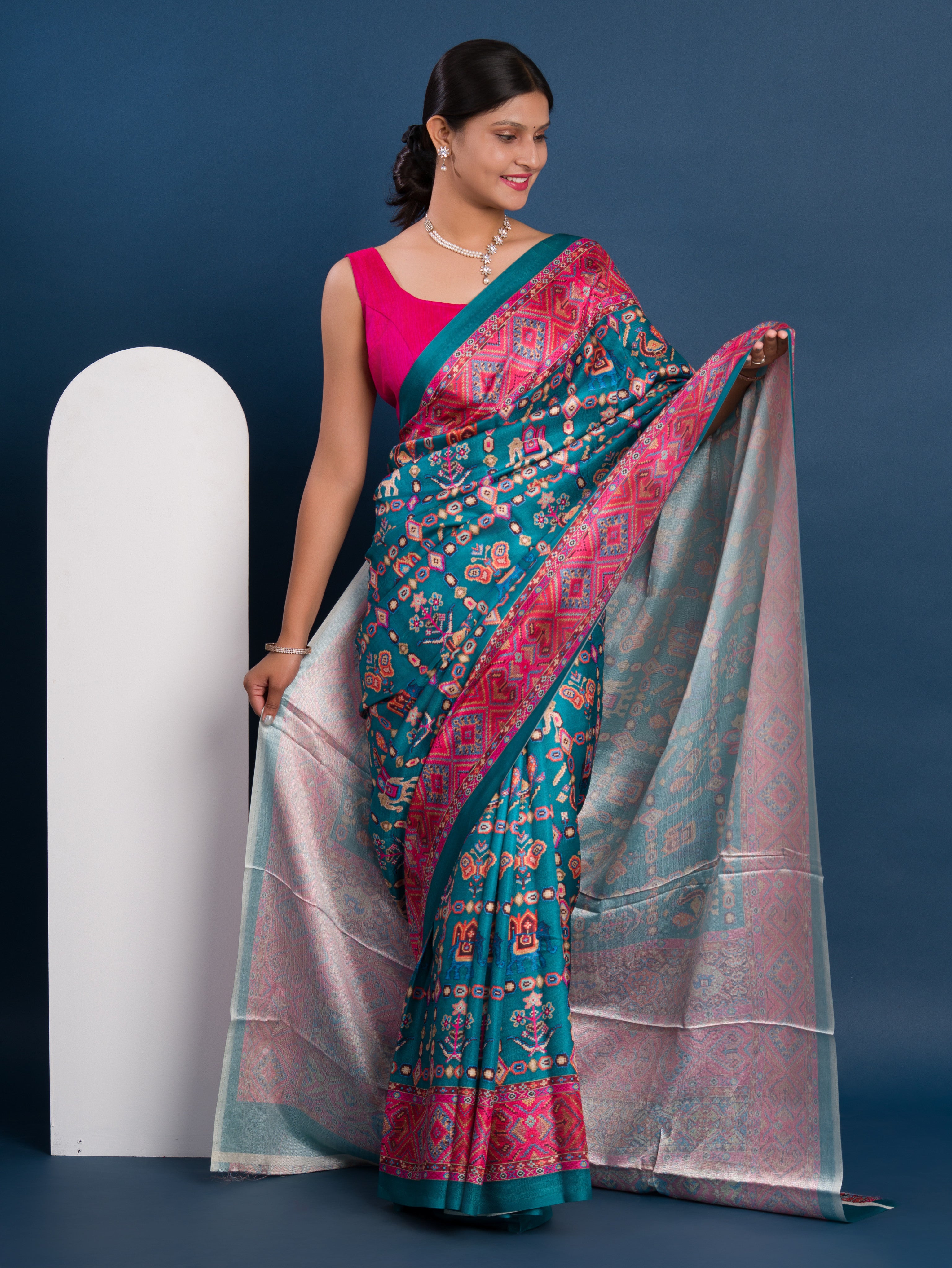 Pashmina Style With Digital Print Work Saree
