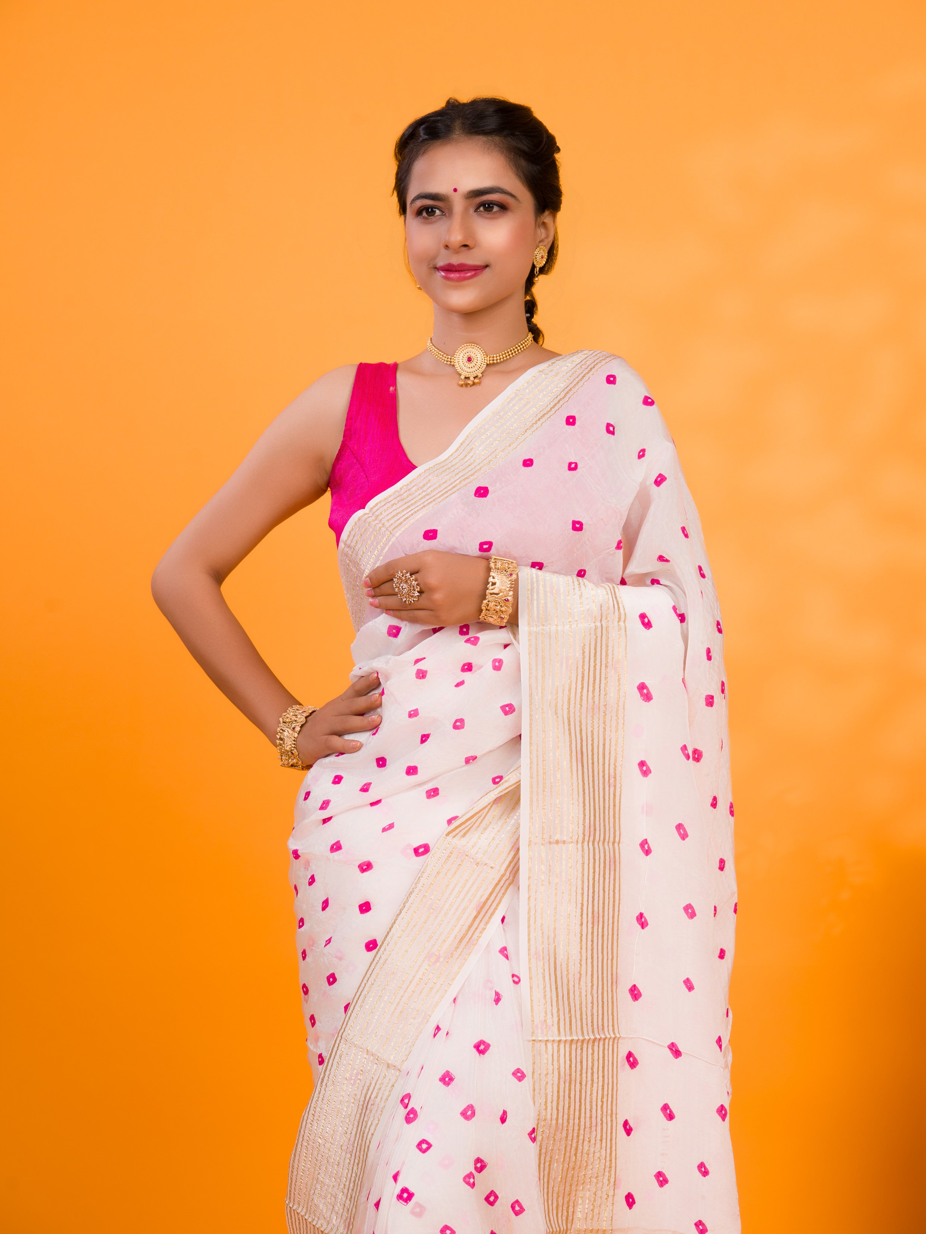 By New Simple Stylish Bandhani Saree With Casual Wear