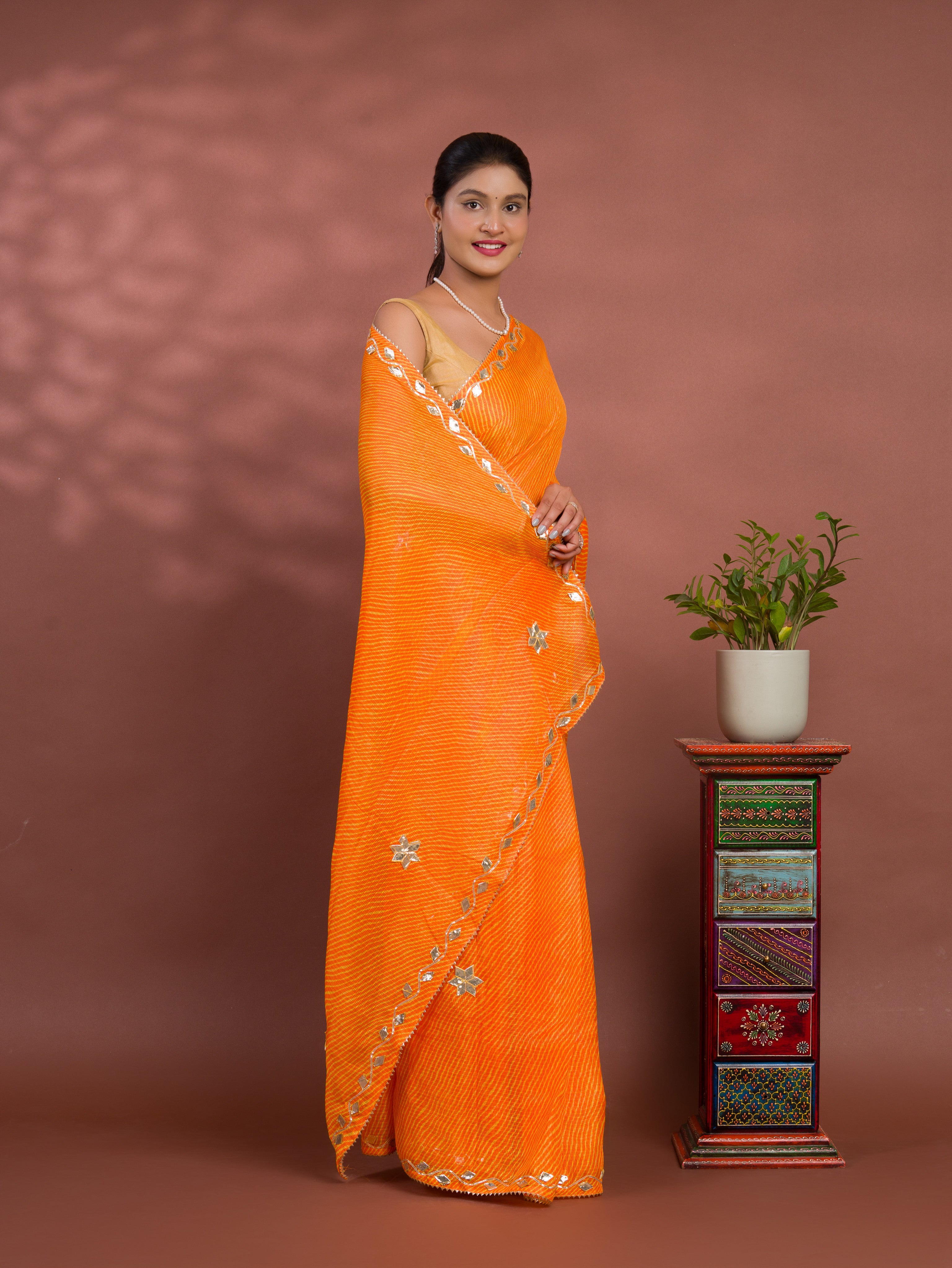 Leheriya Style With Gotapatti Work Saree uner 2000