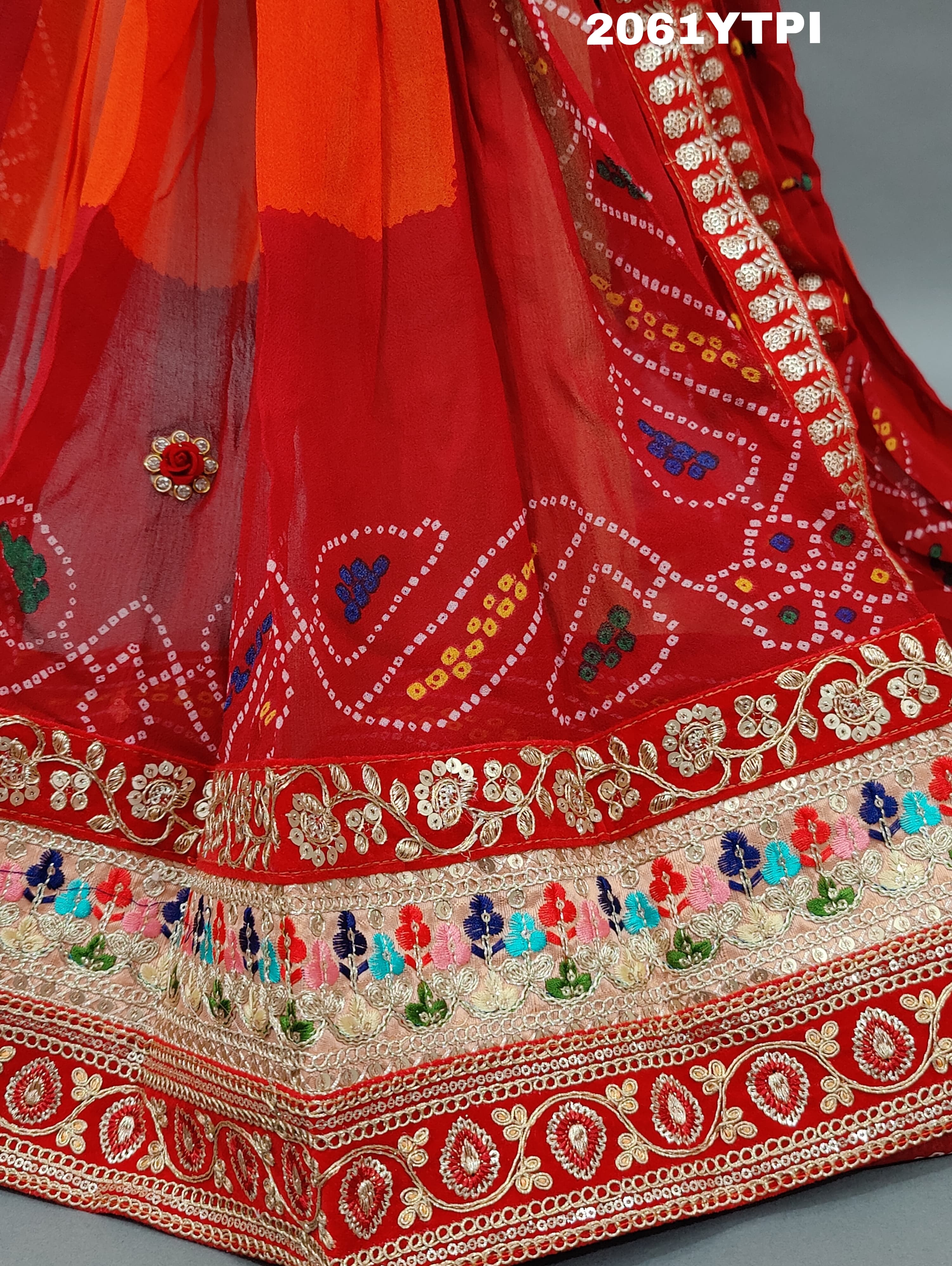 KcPc New Beautiful Georgette Heavy Border Work Marwadi Broach chunri PilaZHR