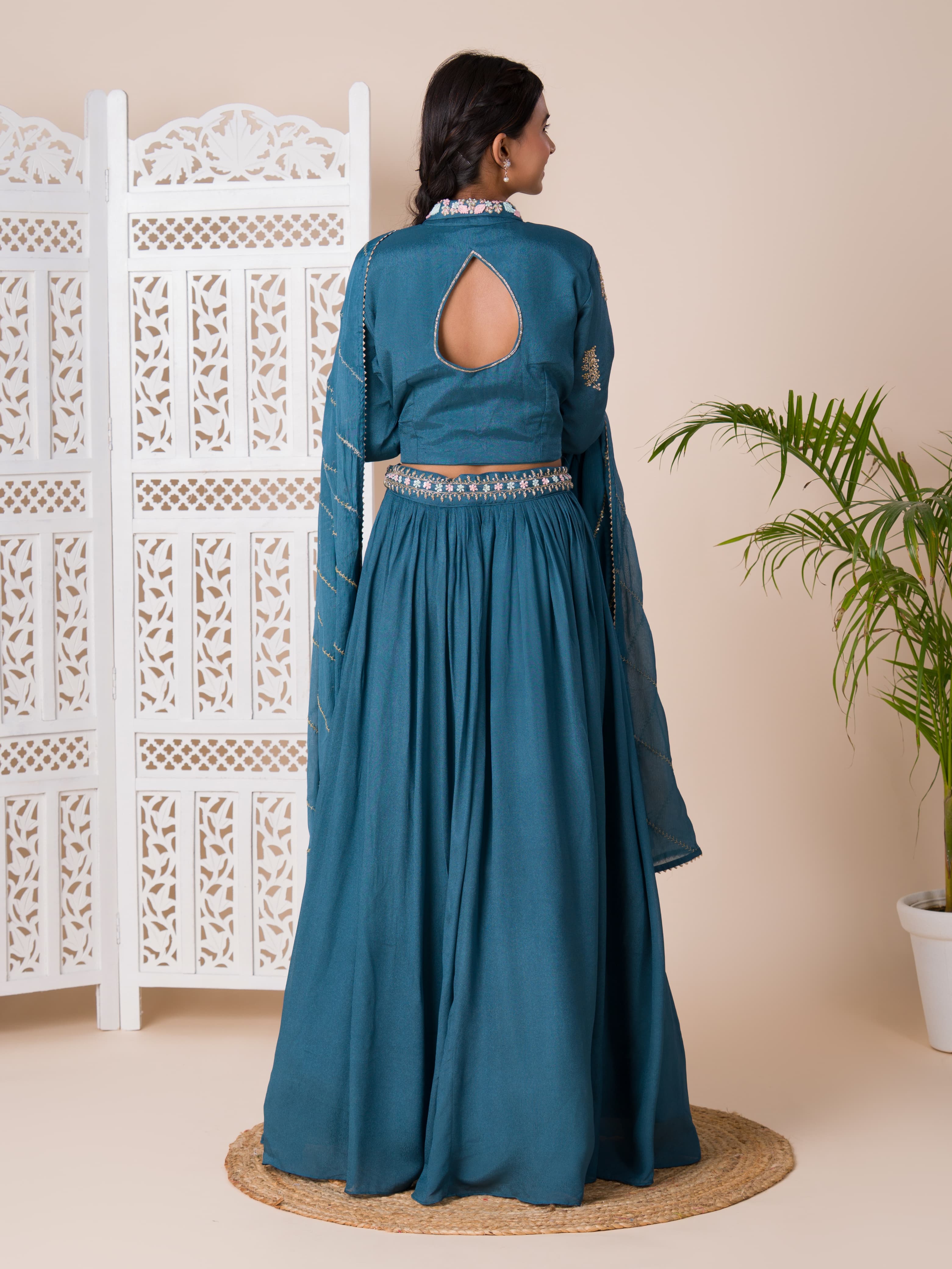 KcPc New H O silk Crop Top Style With Kashida Cutdana Work indo western Dress MUL