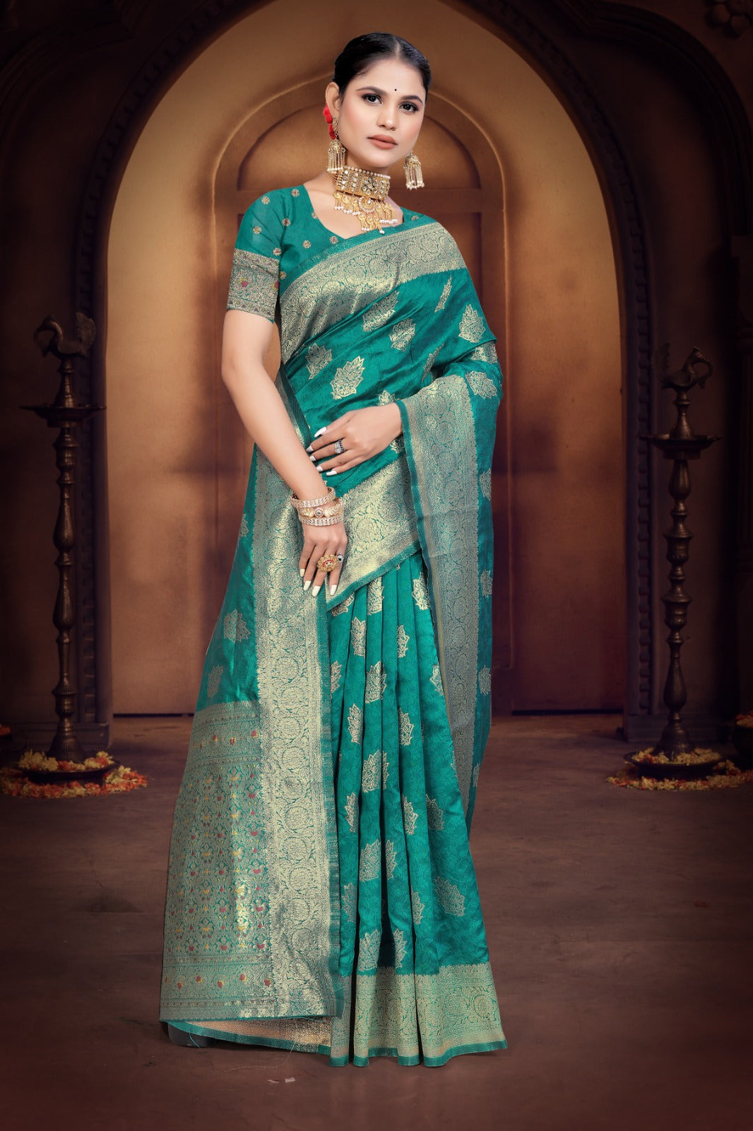 KcPc New Dola Silk Banarasi Saree with Classic Zari Weaving Palu DC