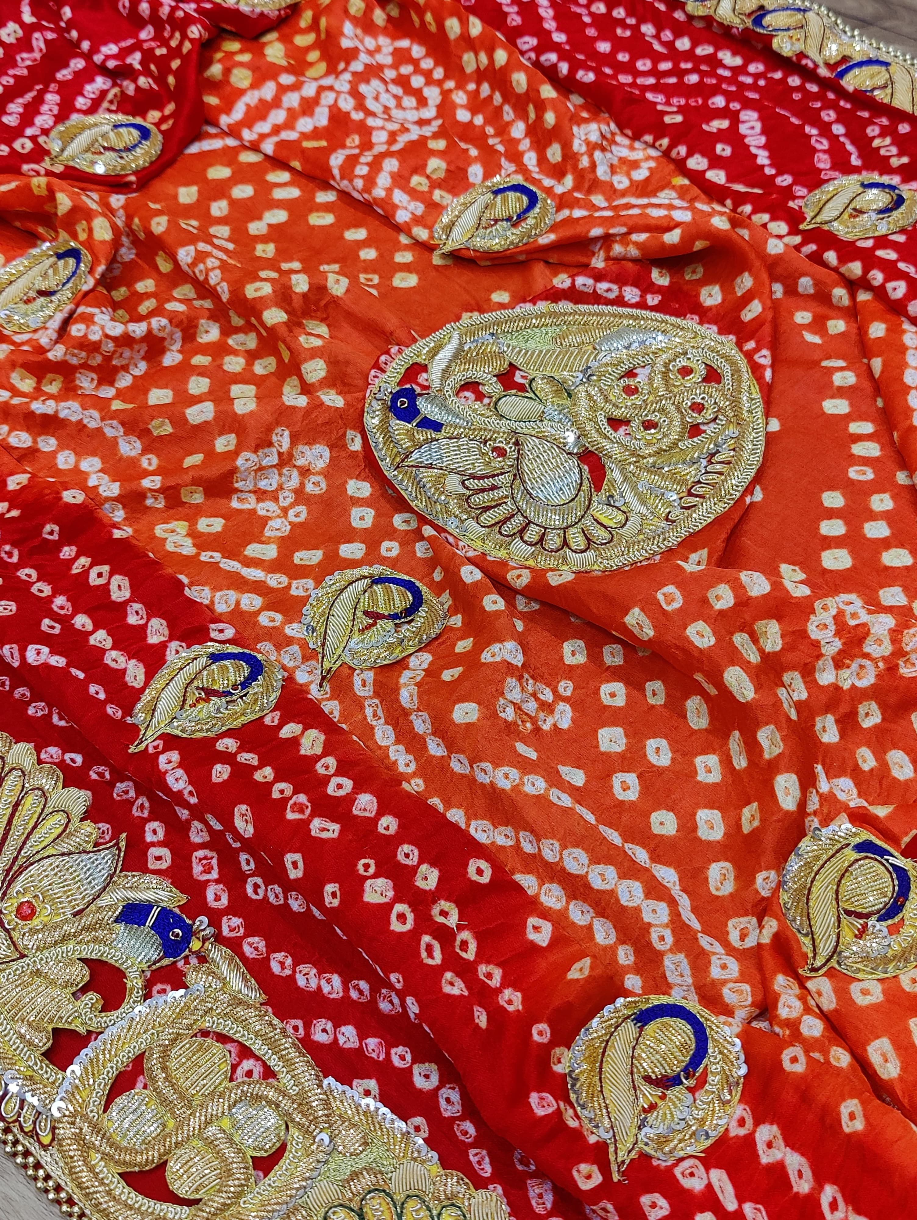 KcPc Traditional Gaji Silk Bandhani Odhna With Bel Buti Work