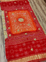 KcPc Traditional Gaji Silk Bandhani Odhna With Bel Buti Work