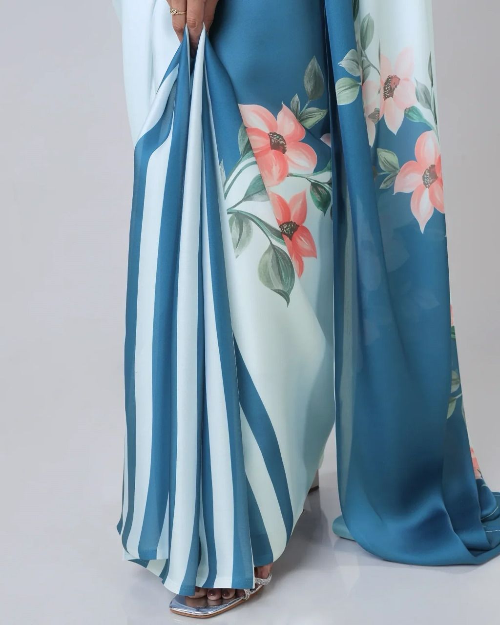 Bollywood Party Wear Saree in Crepe Silk Fabric under 1500