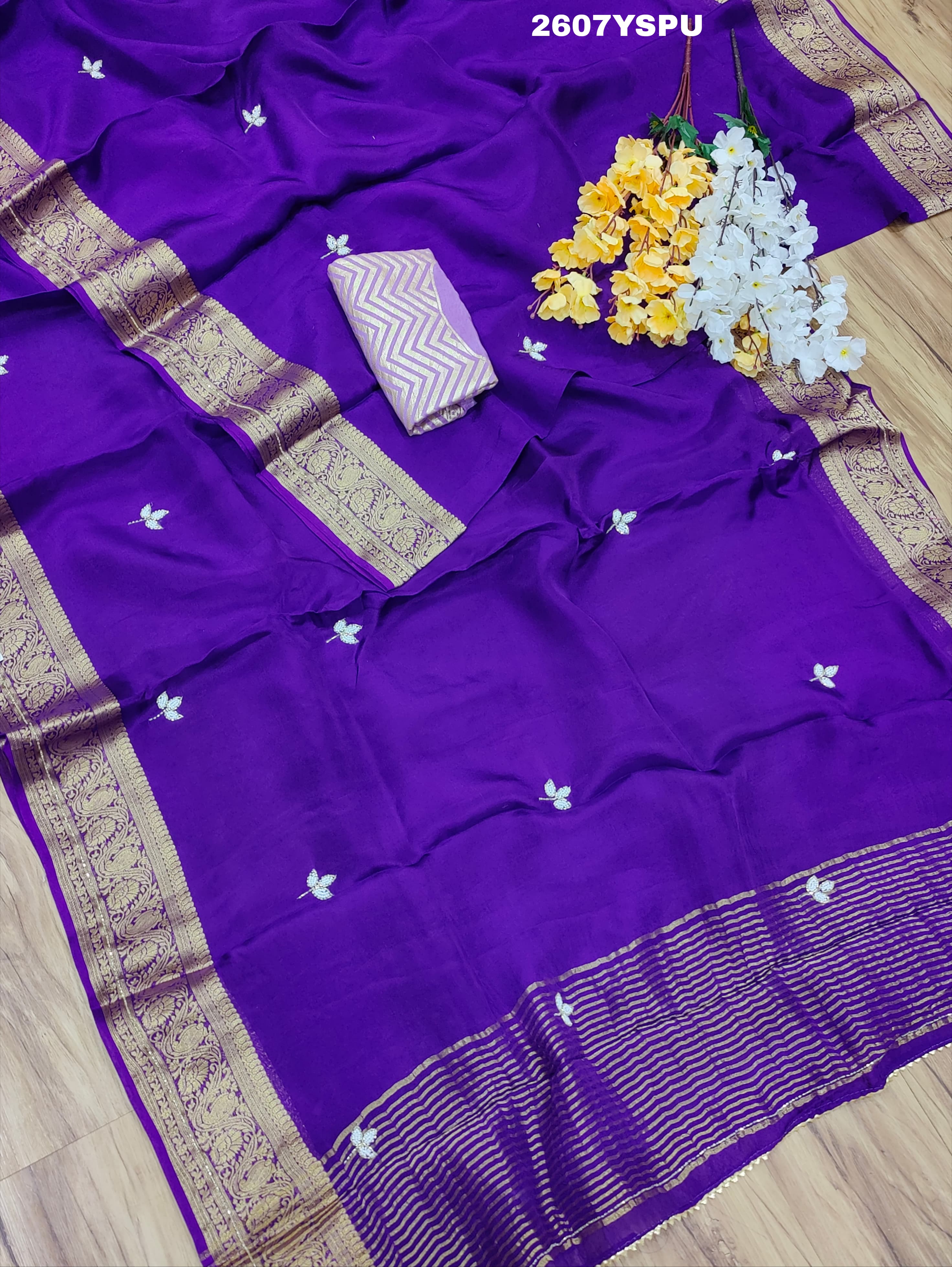 By New Beautiful HO Silk Bollywood Style With CutdanaGotapatti Saree