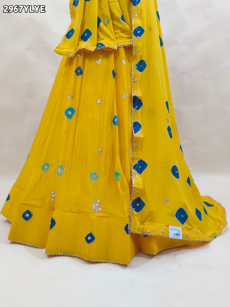 By Shibori Style With Festive Wear